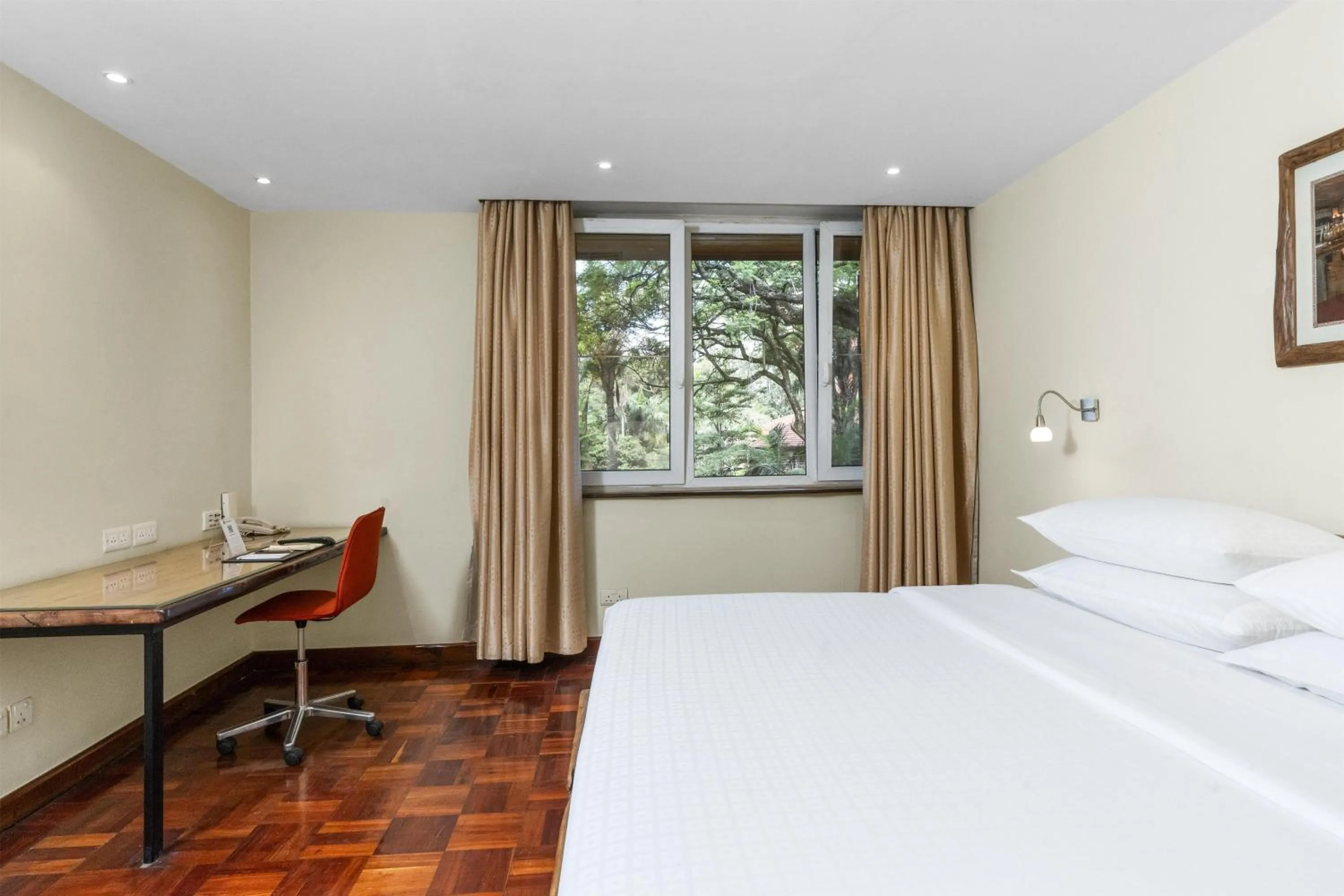 Bedroom, Bed in Best Western Nairobi Upper Hill