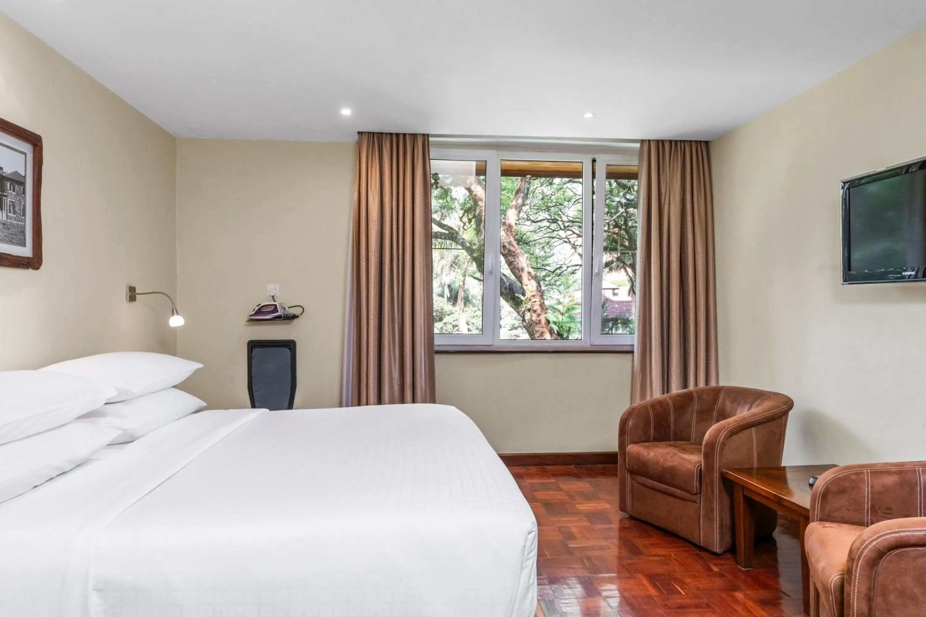 Bed in Best Western Nairobi Upper Hill