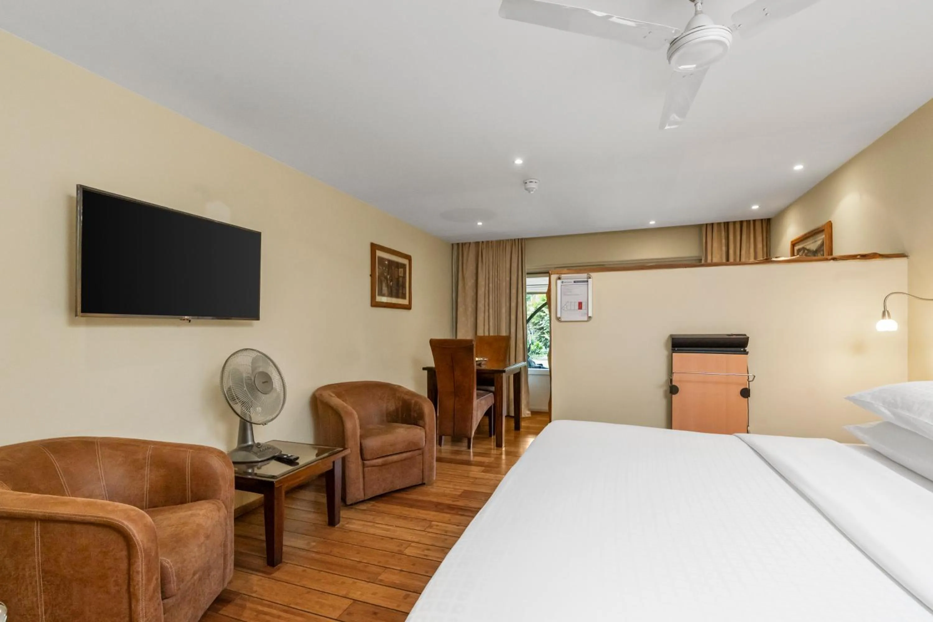 Bedroom, Bed in Best Western Nairobi Upper Hill