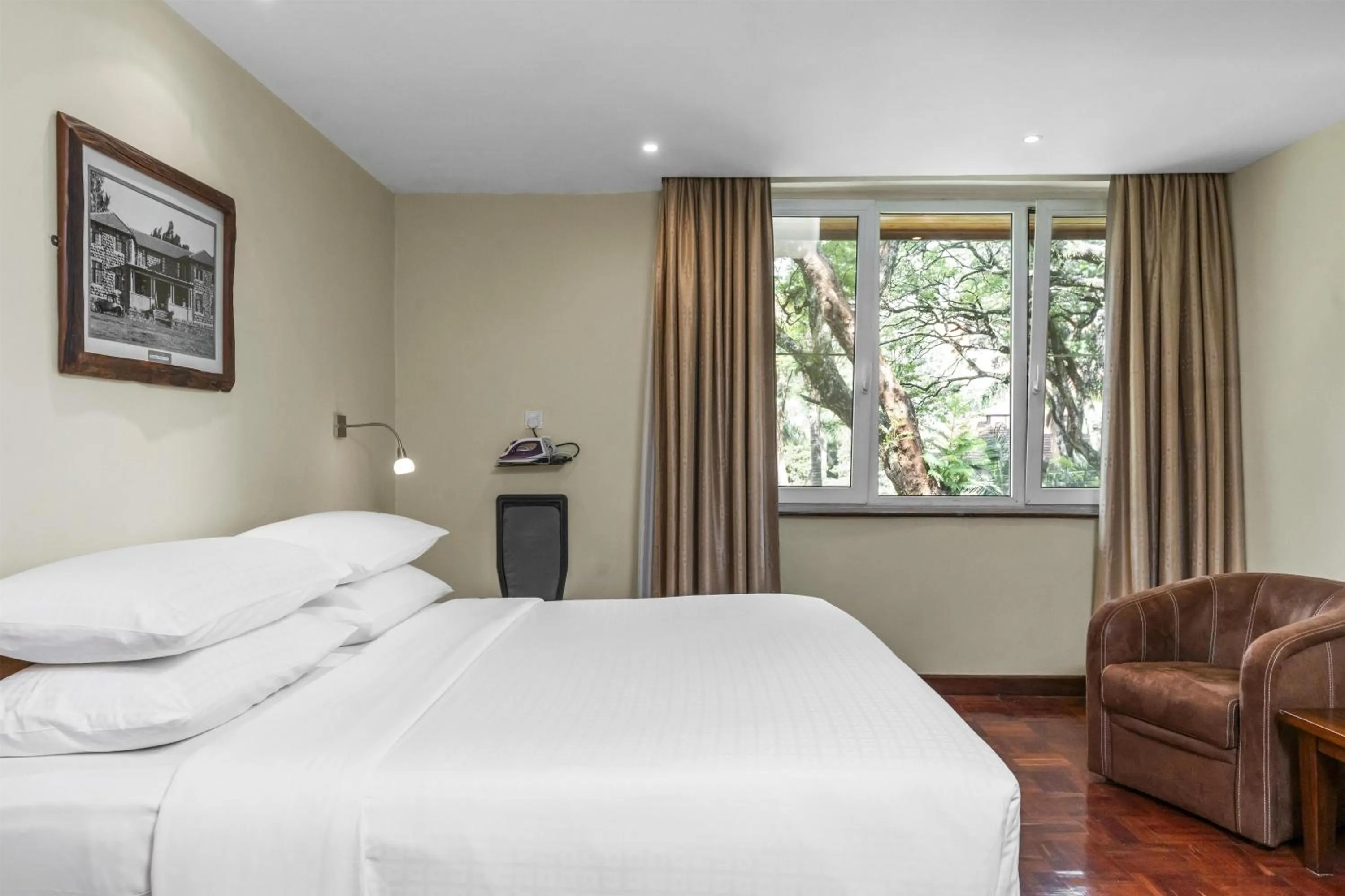 Bedroom, Bed in Best Western Nairobi Upper Hill