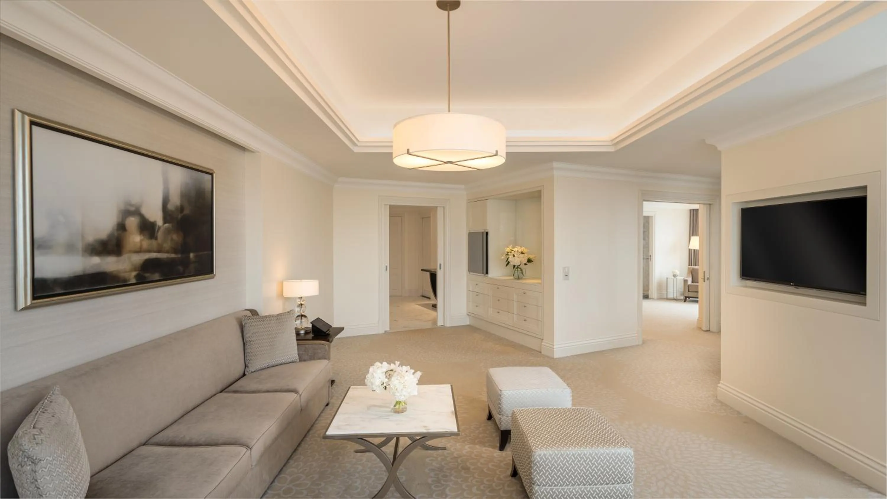 Living room in Kempinski The Boulevard Dubai