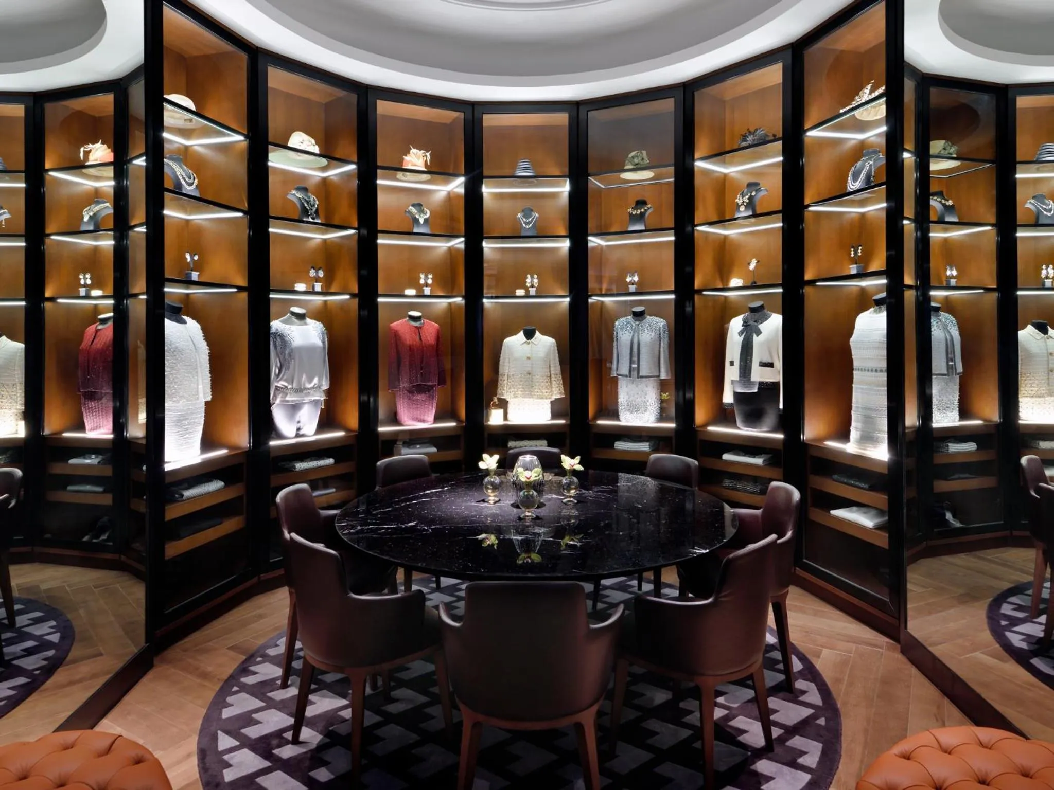 Restaurant/places to eat in Kempinski The Boulevard Dubai