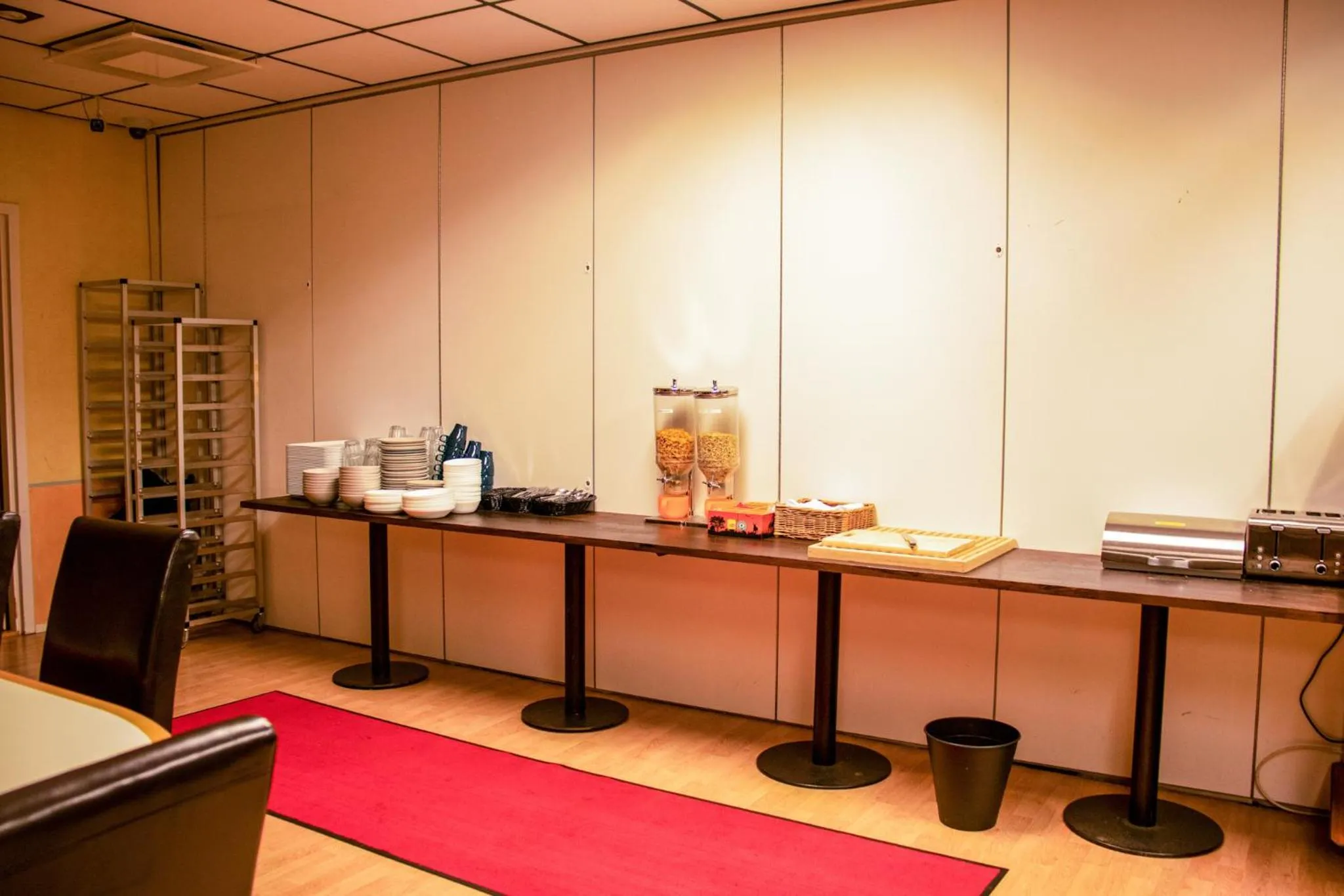 Breakfast in Euroway Hotel