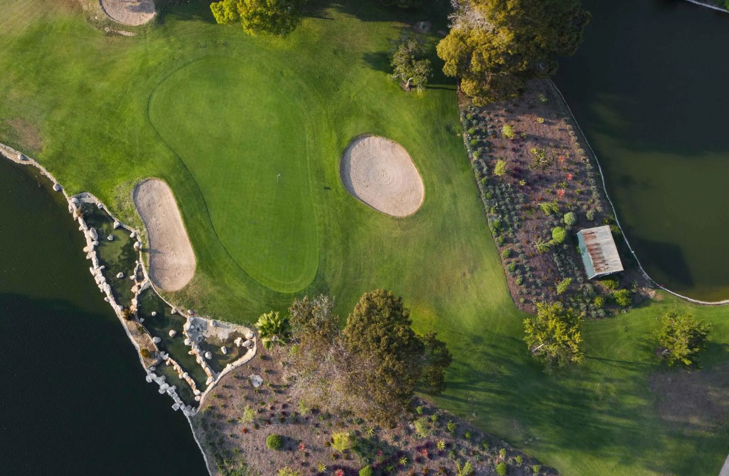 Golfcourse in Hampton Inn by Hilton Costa Mesa Newport Beach