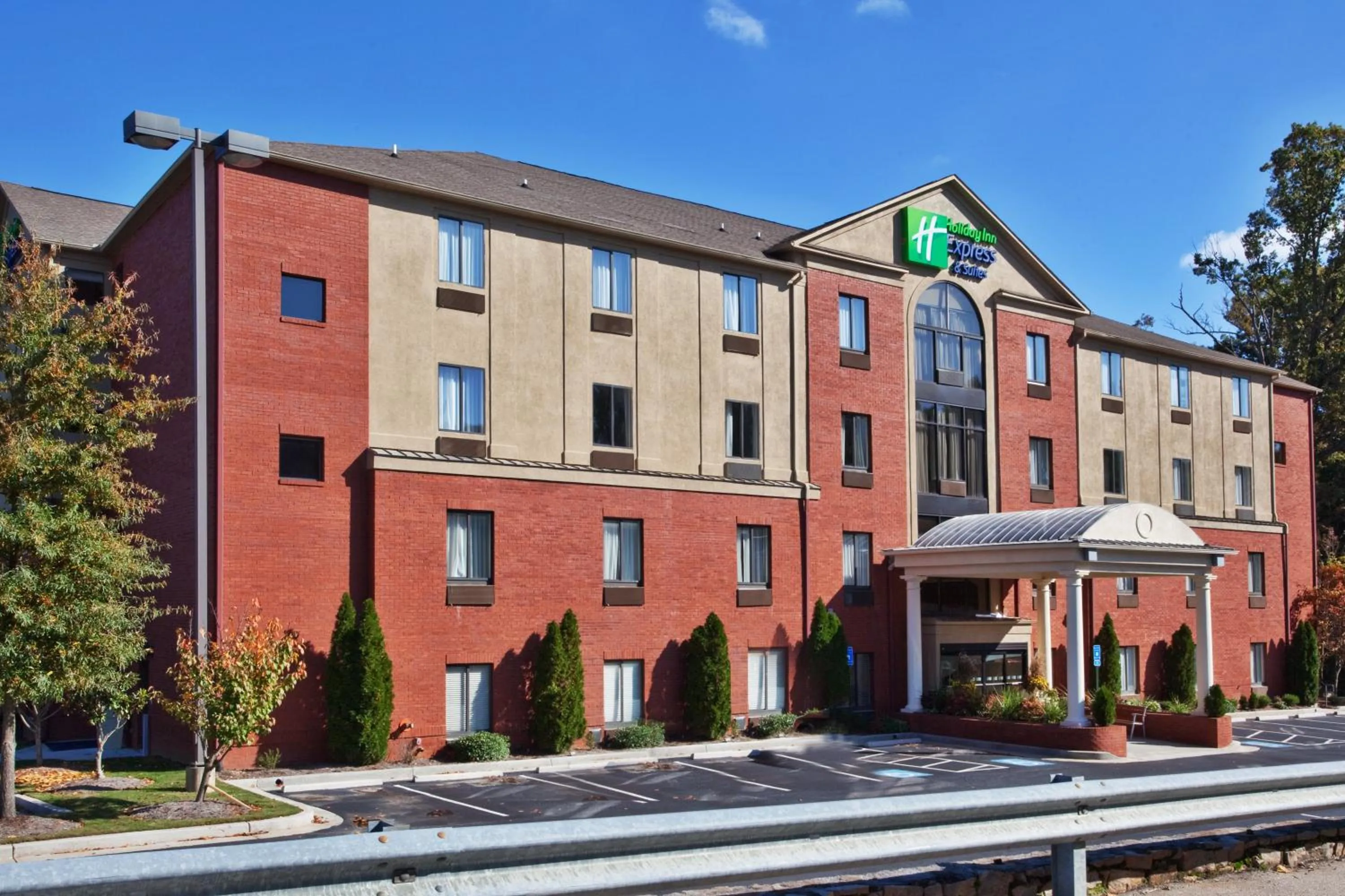 Property building in Holiday Inn Express Hotel & Suites - Atlanta/Emory University Area by IHG
