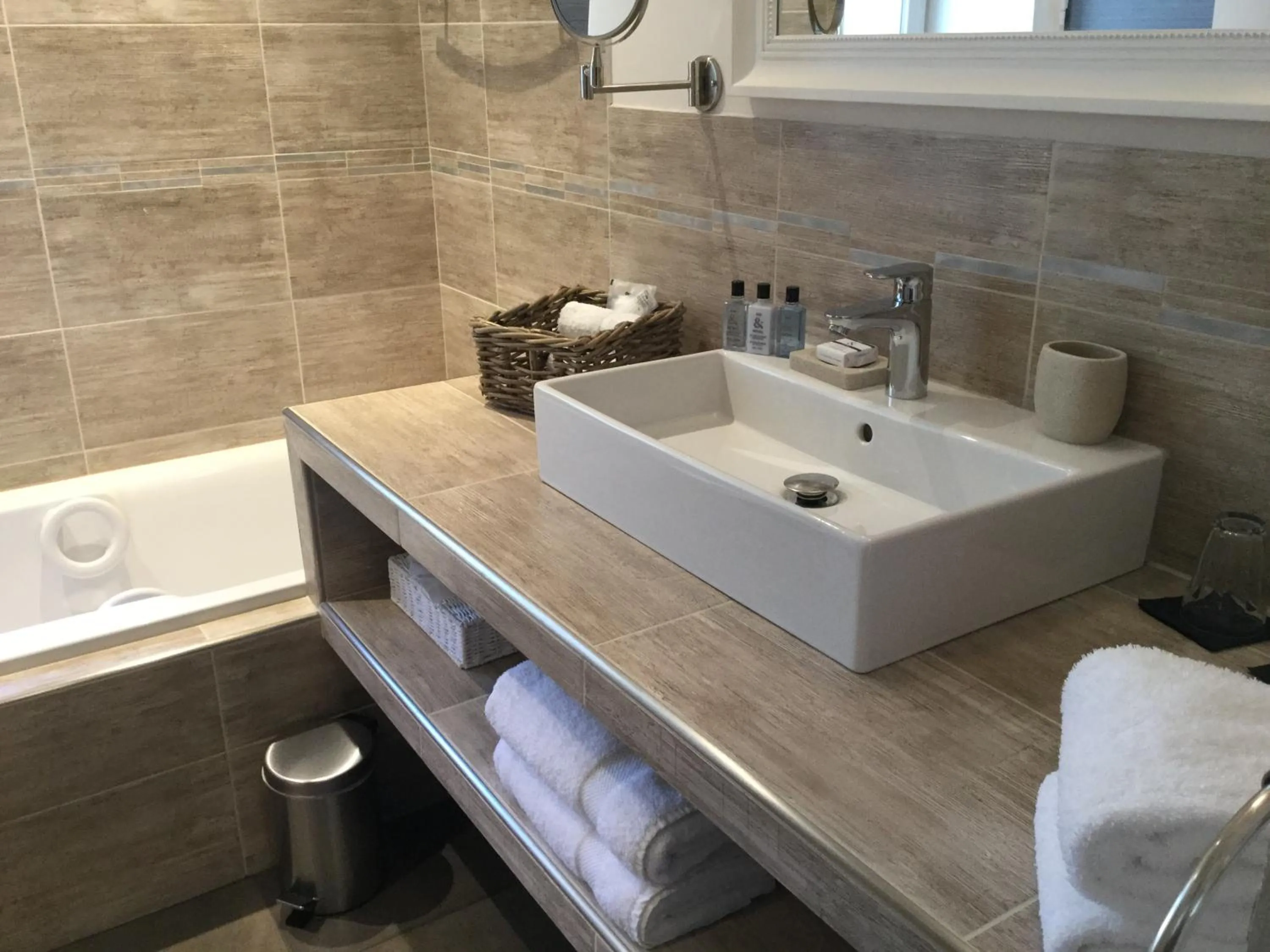 Bathroom in Boutique Hôtel La Villa MONTESQUIEU