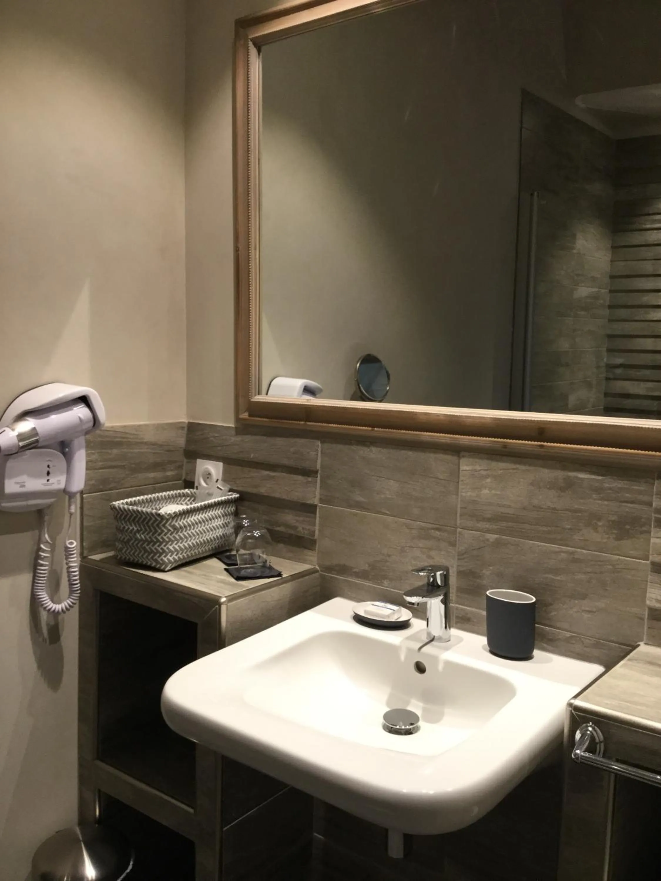 Bathroom in Boutique Hôtel La Villa MONTESQUIEU