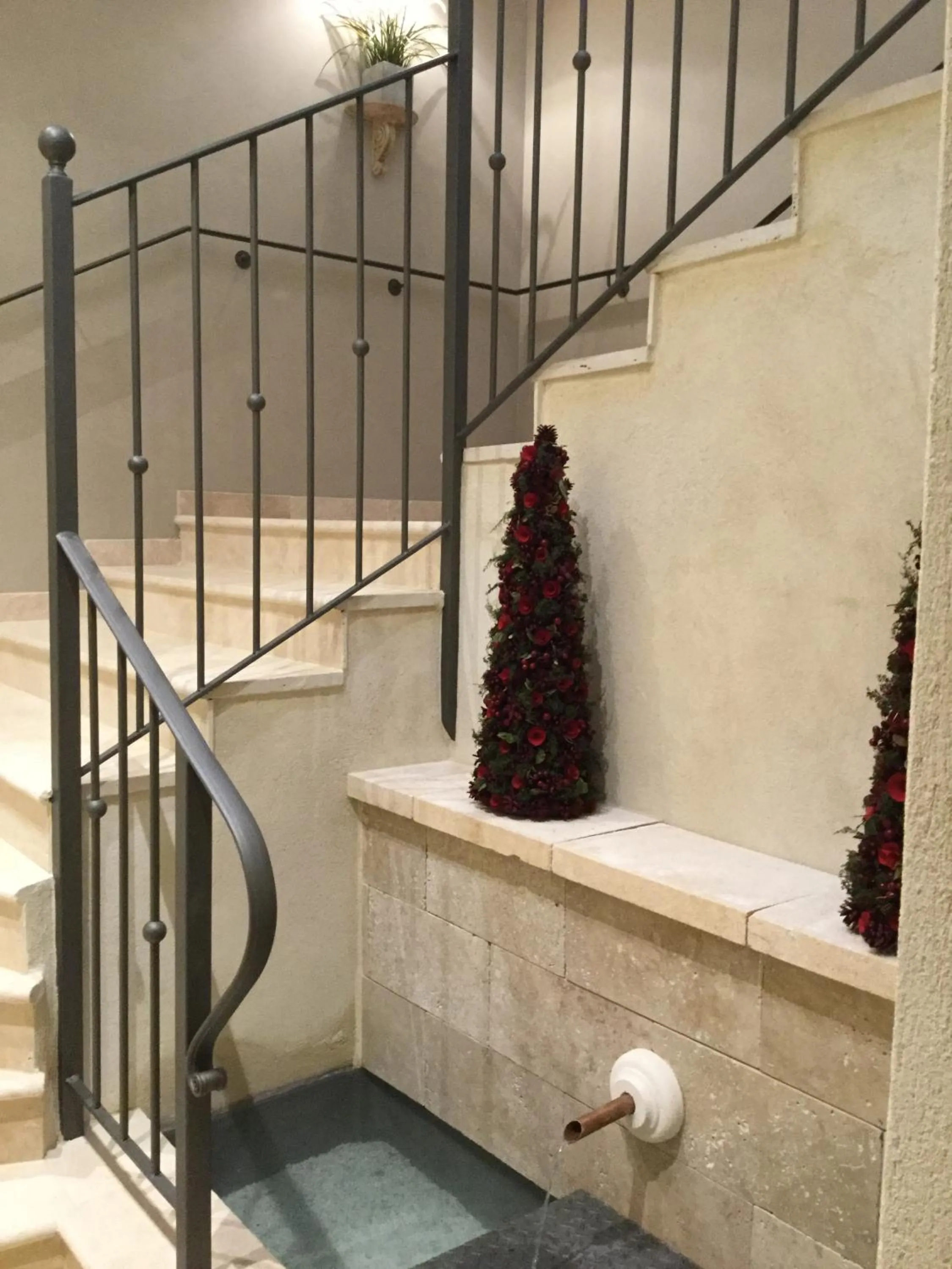 Lobby or reception in Boutique Hôtel La Villa MONTESQUIEU