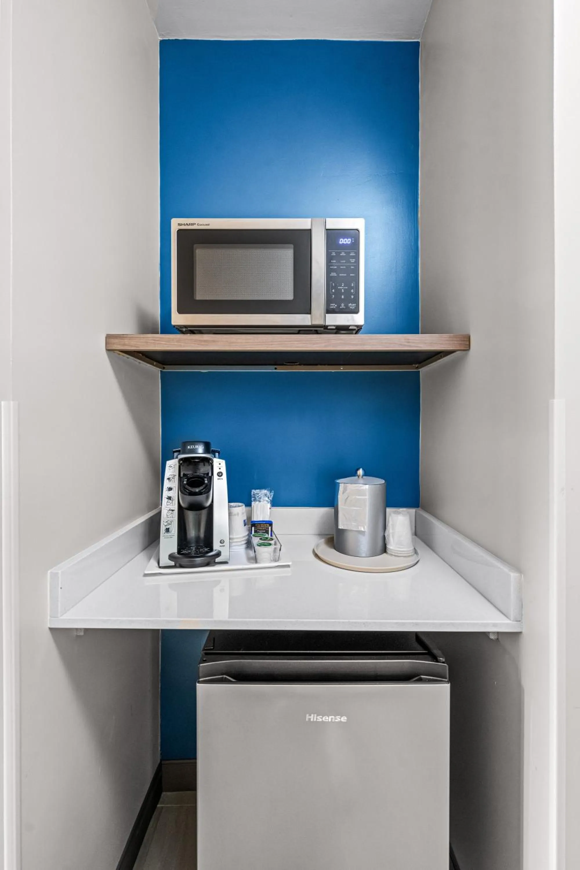 Holiday Inn Express & Suites Carneys Point - Pennsville by IHG