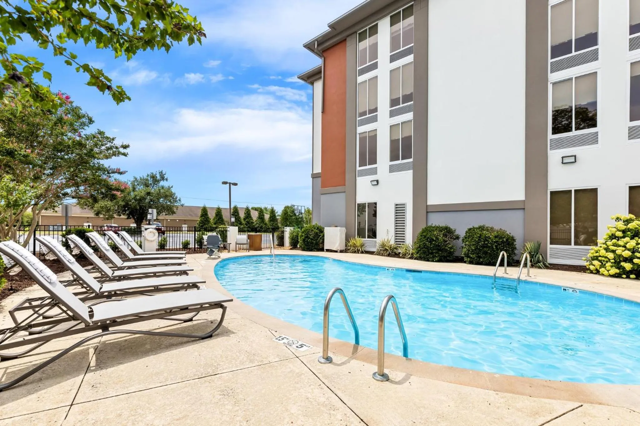 Swimming pool in Holiday Inn Express Nashville-Hendersonville by IHG