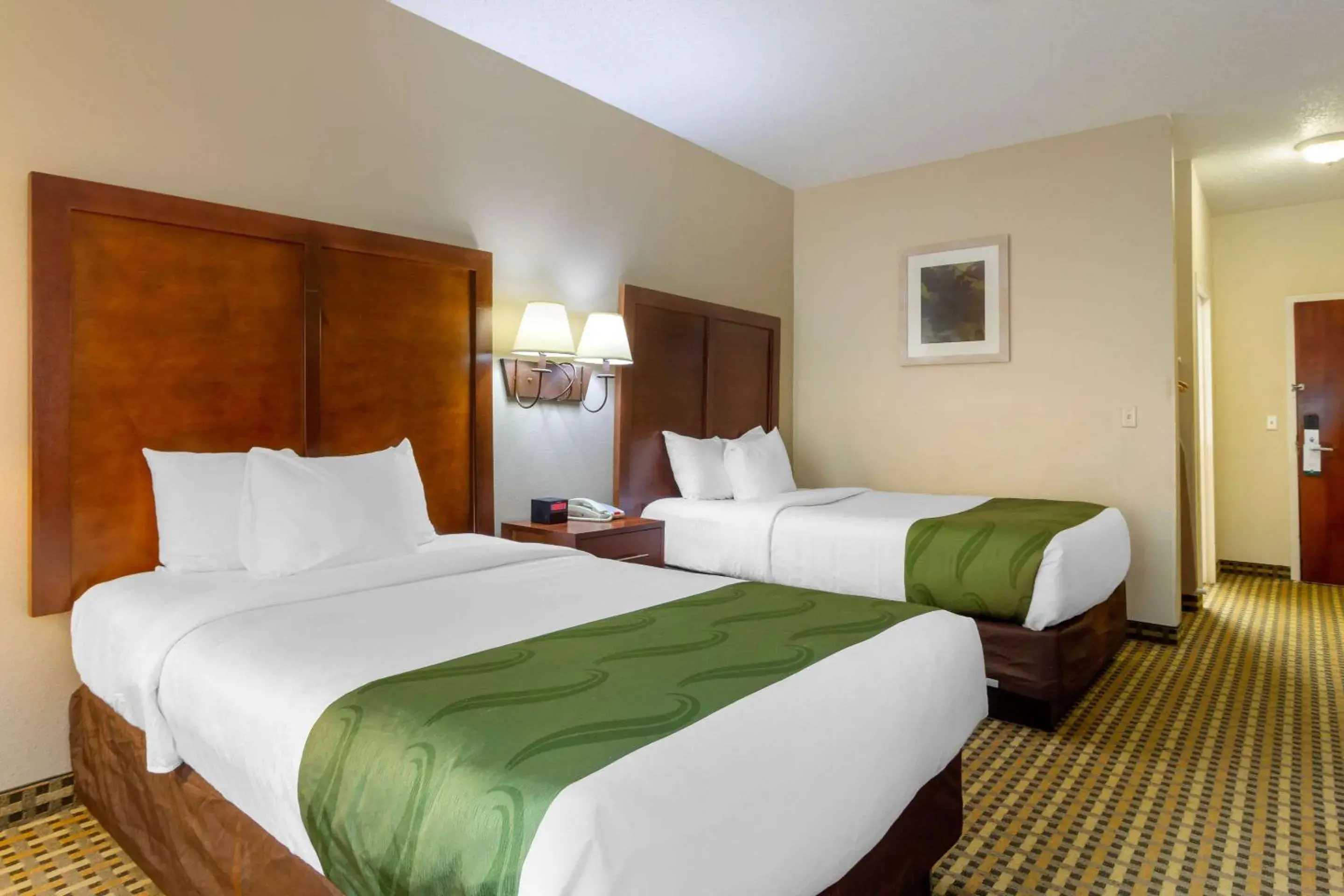 Double Room with Two Double Beds - Non-Smoking in Quality Inn & Suites Decatur - Atlanta East Double Room with Two Double Beds - Non-Smoking in Quality Inn & Suites Decatur - Atlanta East