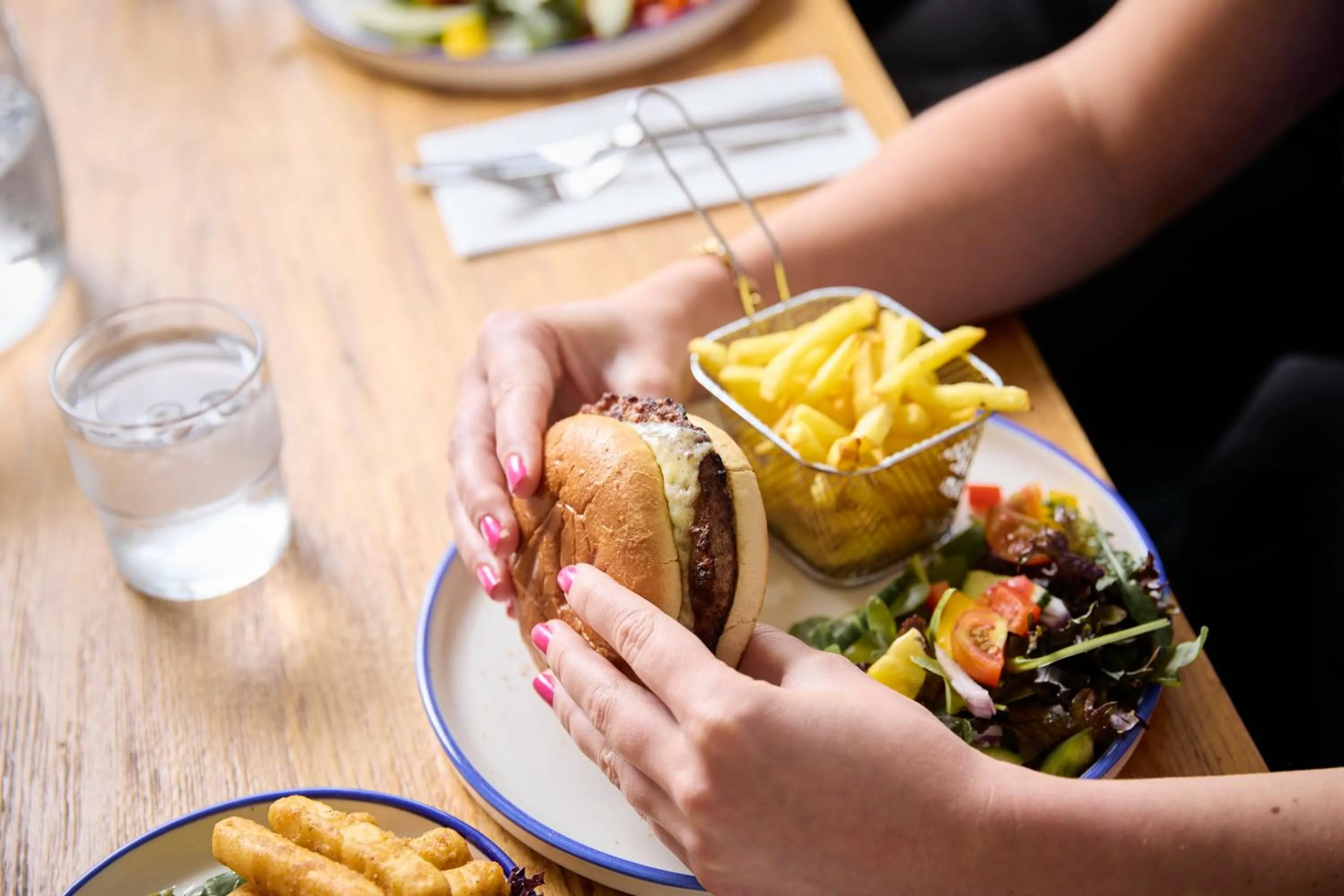 Restaurant/places to eat in The Lodge Hotel