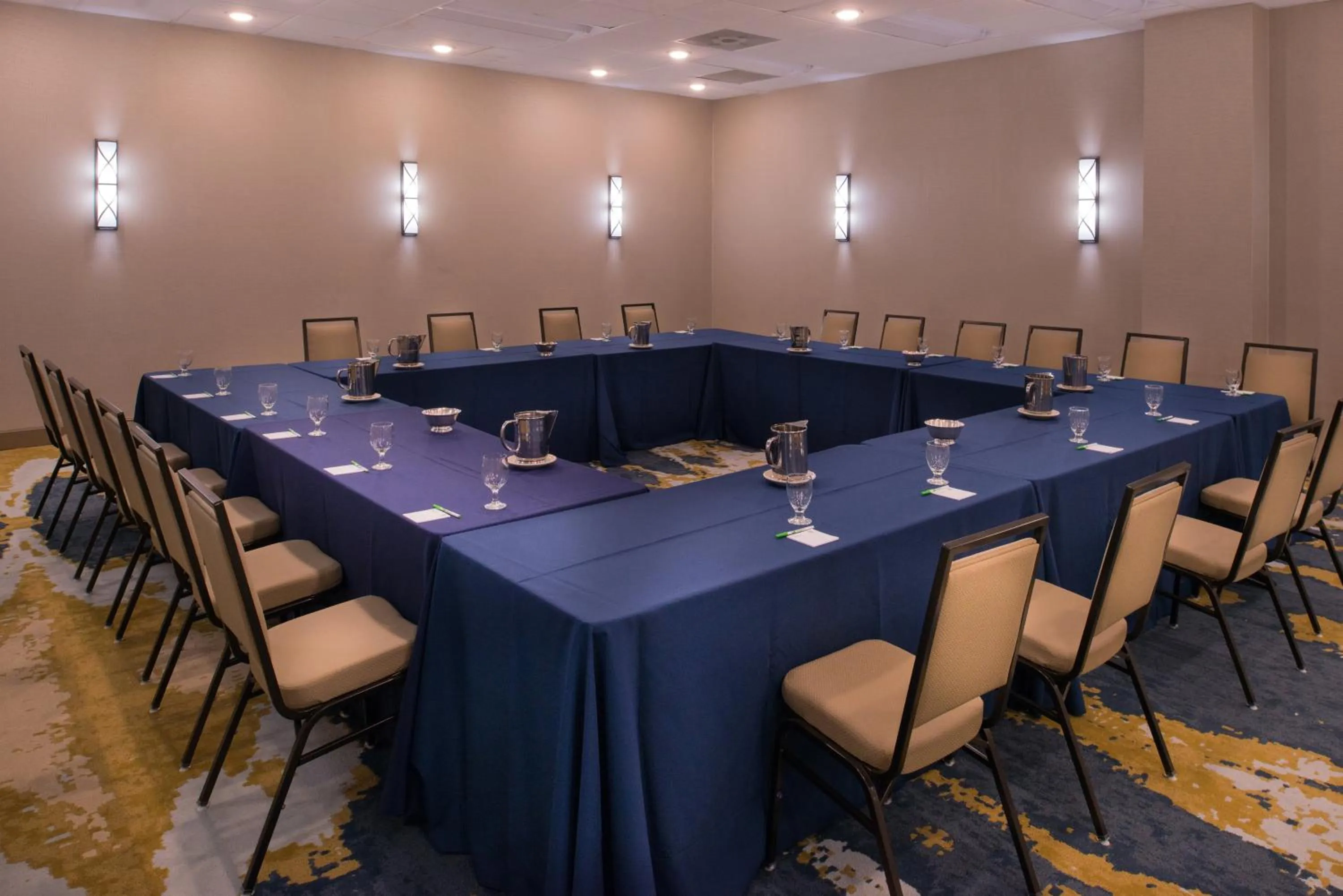 Meeting/conference room in Radisson Hotel St Louis Downtown Convention Center