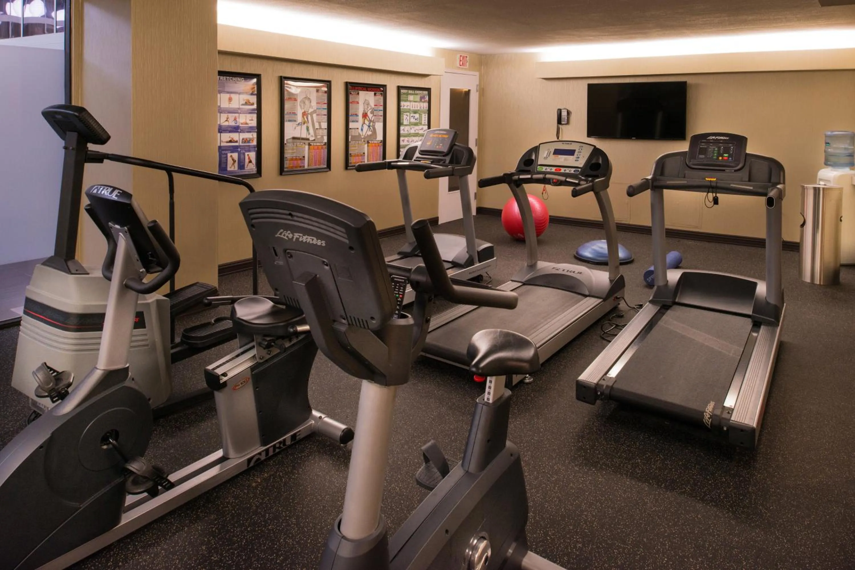 Fitness centre/facilities in Radisson Hotel St Louis Downtown Convention Center