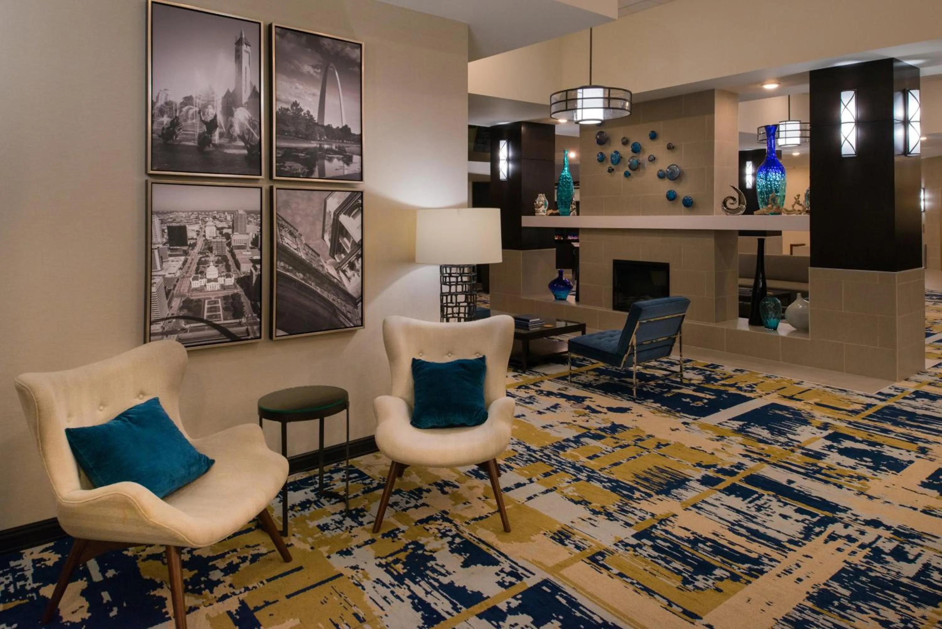 Property building in Radisson Hotel St Louis Downtown Convention Center