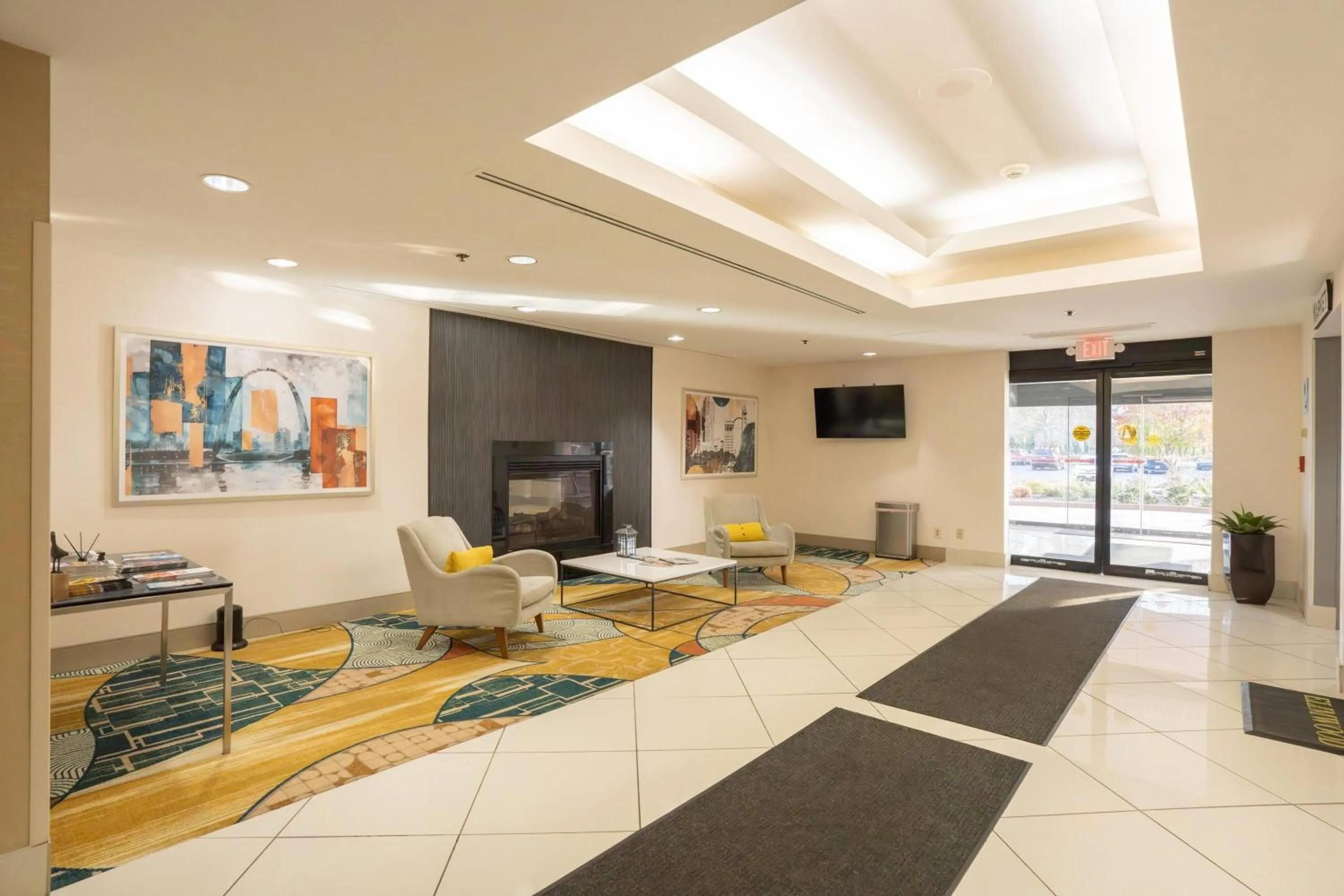 Lobby or reception in Elimwood Hotel, a Ramada by Wyndham