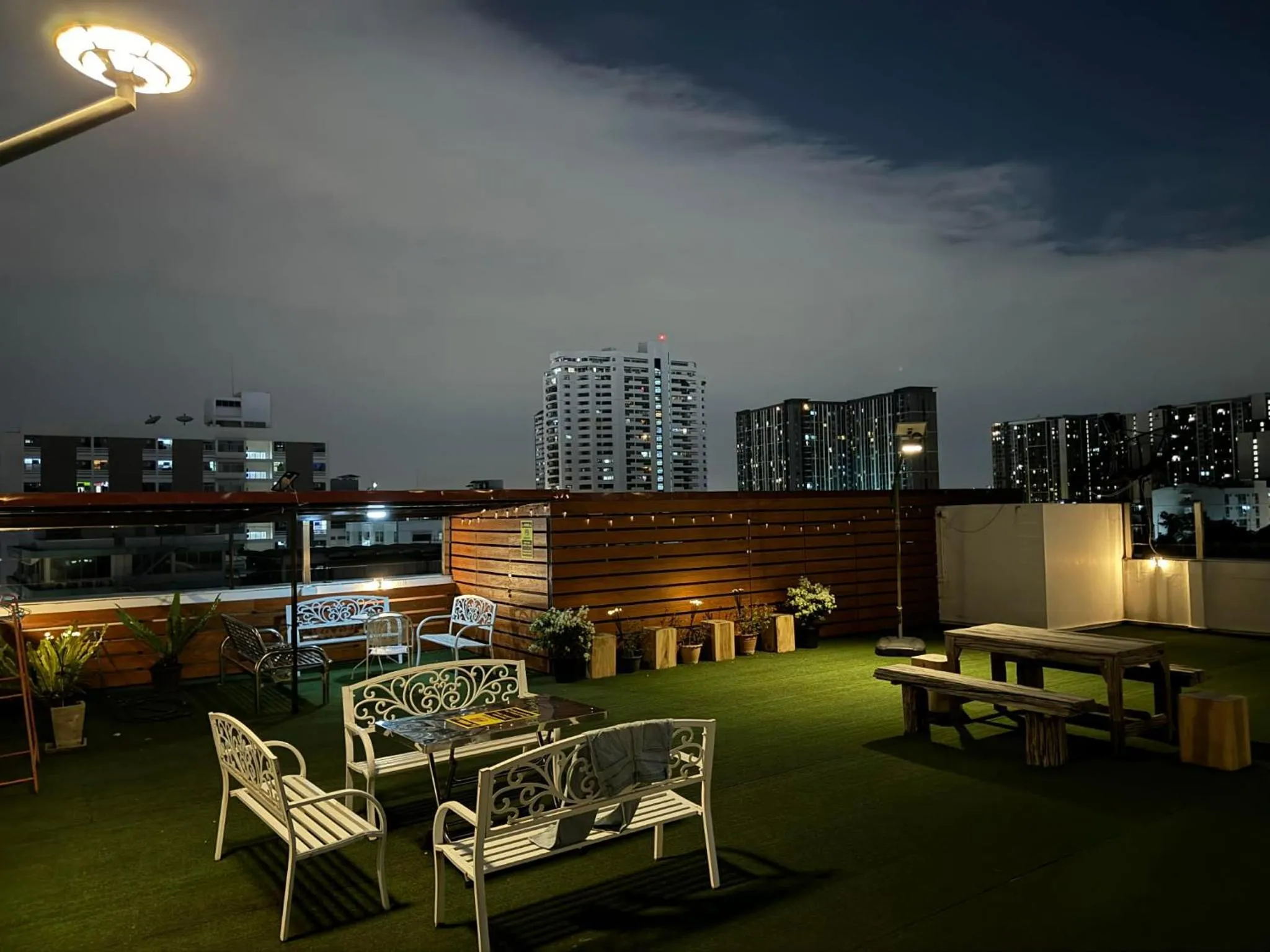 Property building in Sunset Residence Pinklao