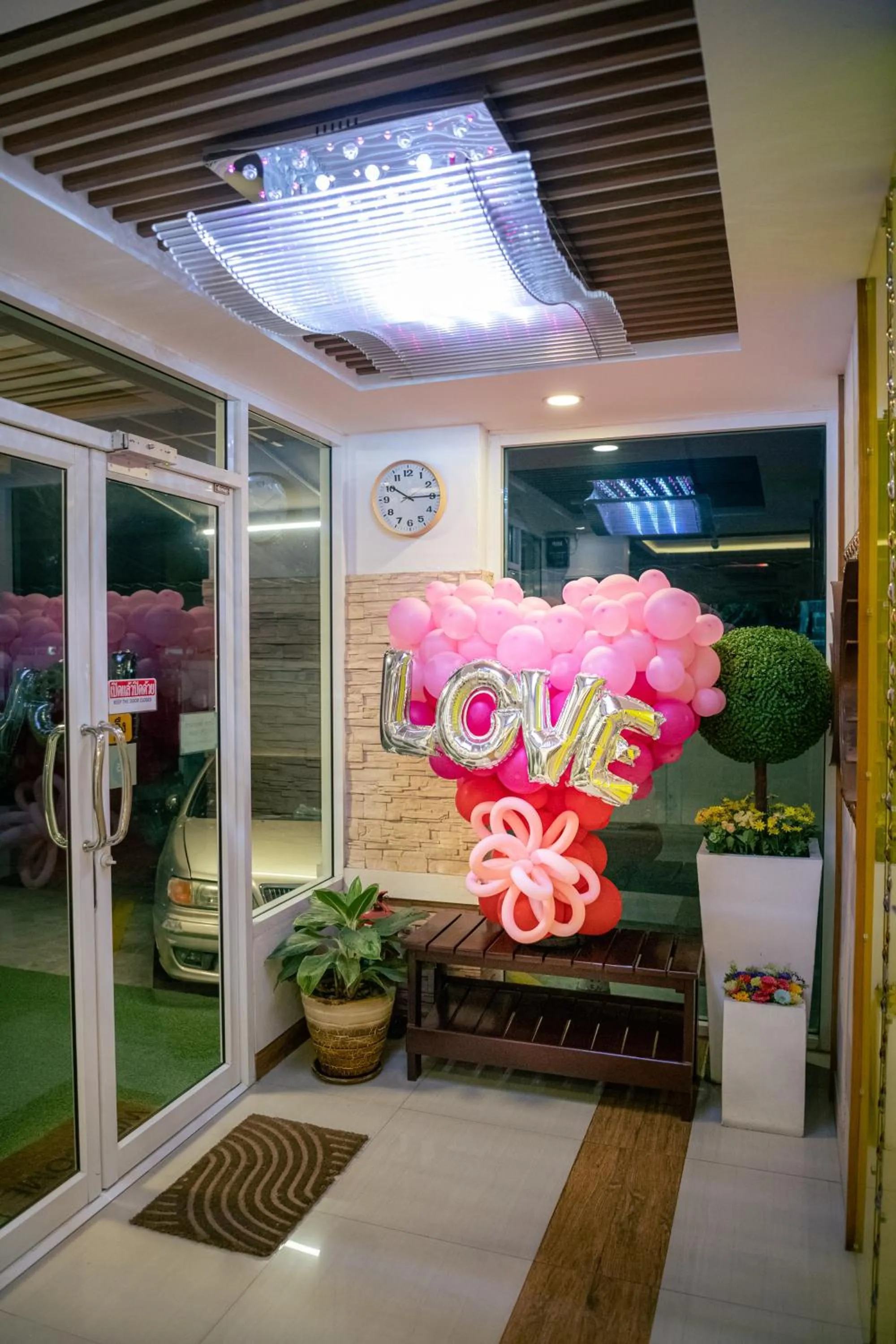 Facade/entrance in Sunset Residence Pinklao