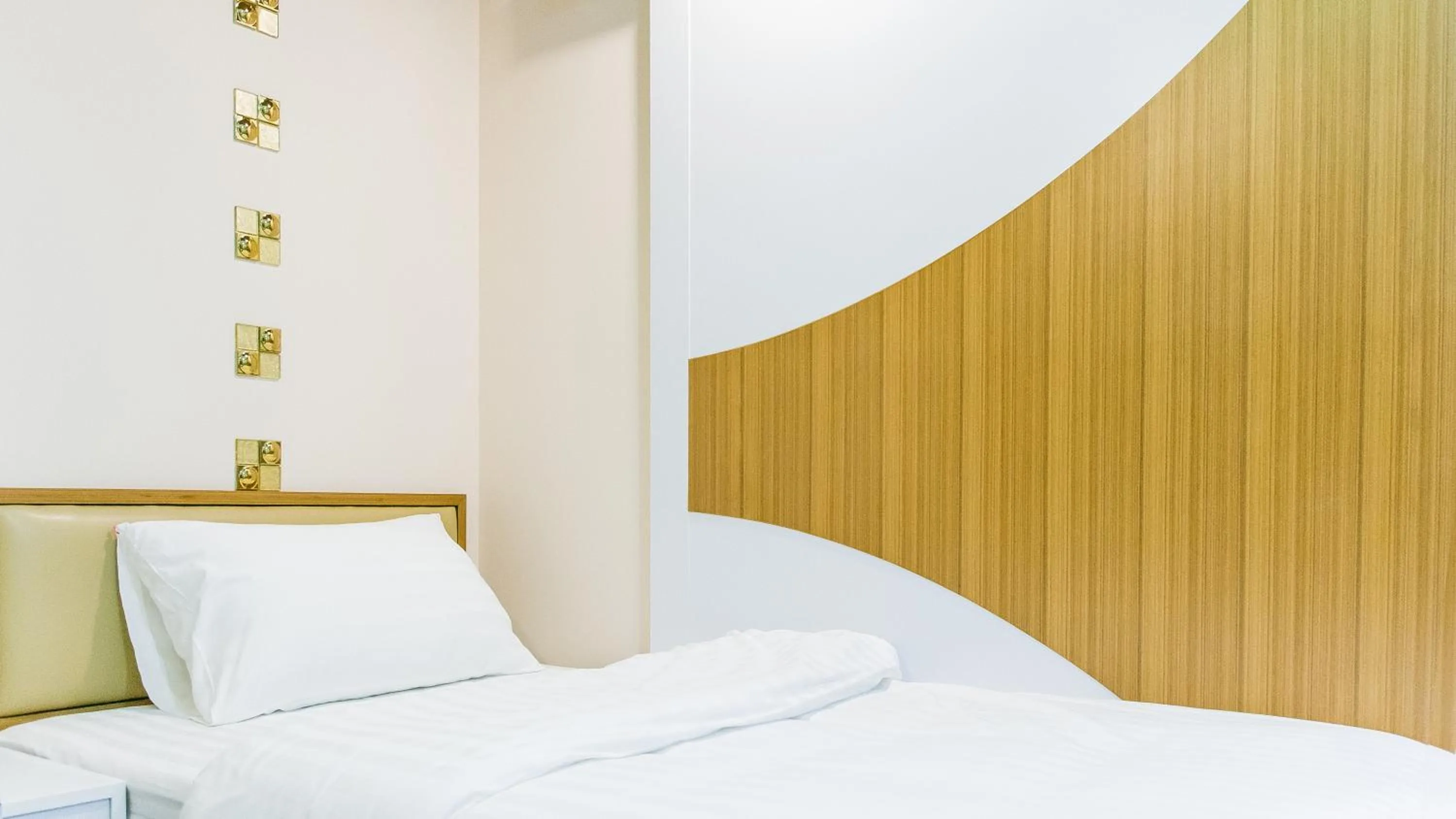 Bedroom, Bed in Sunset Residence Pinklao