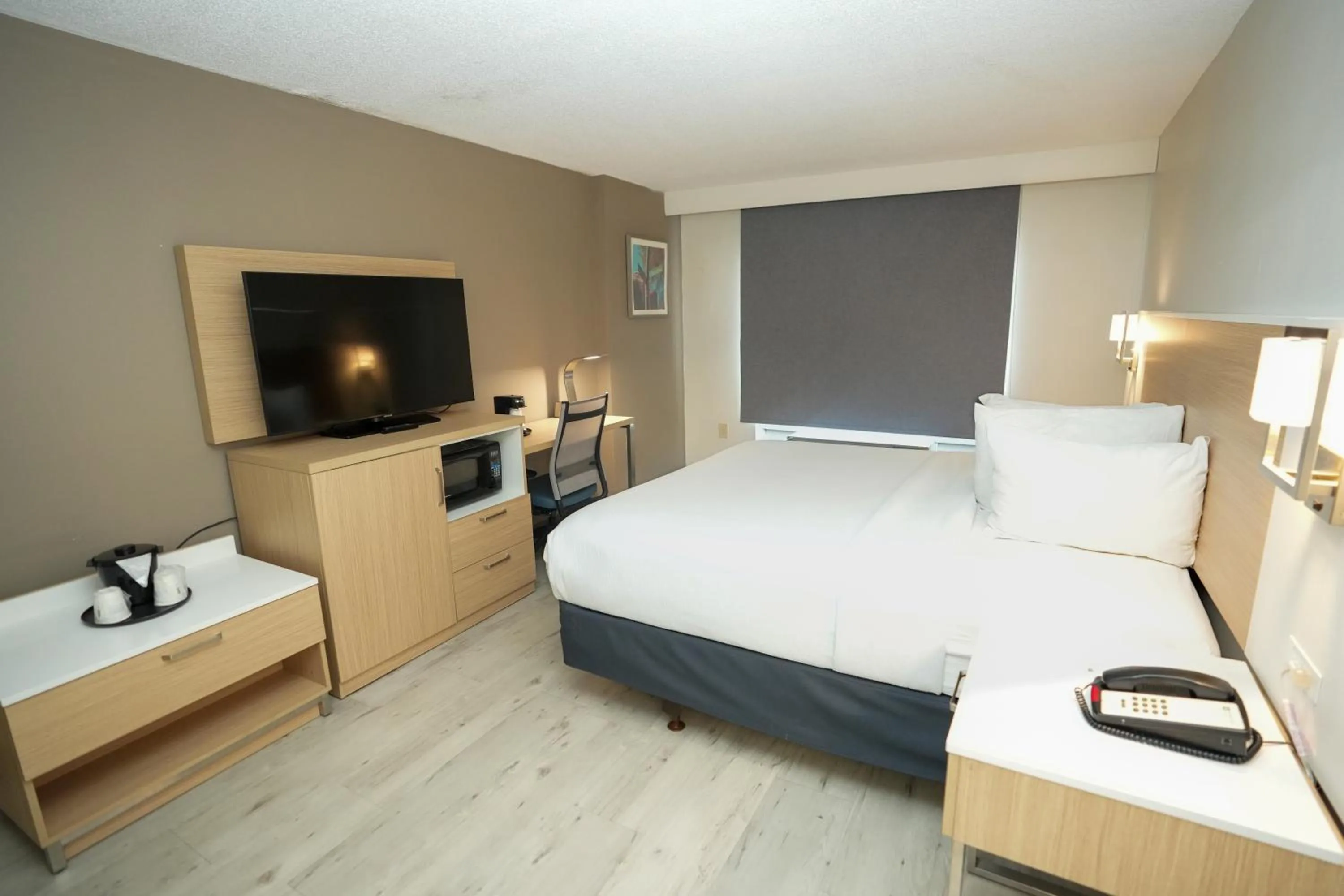 Bed in Wyndham Garden Duluth