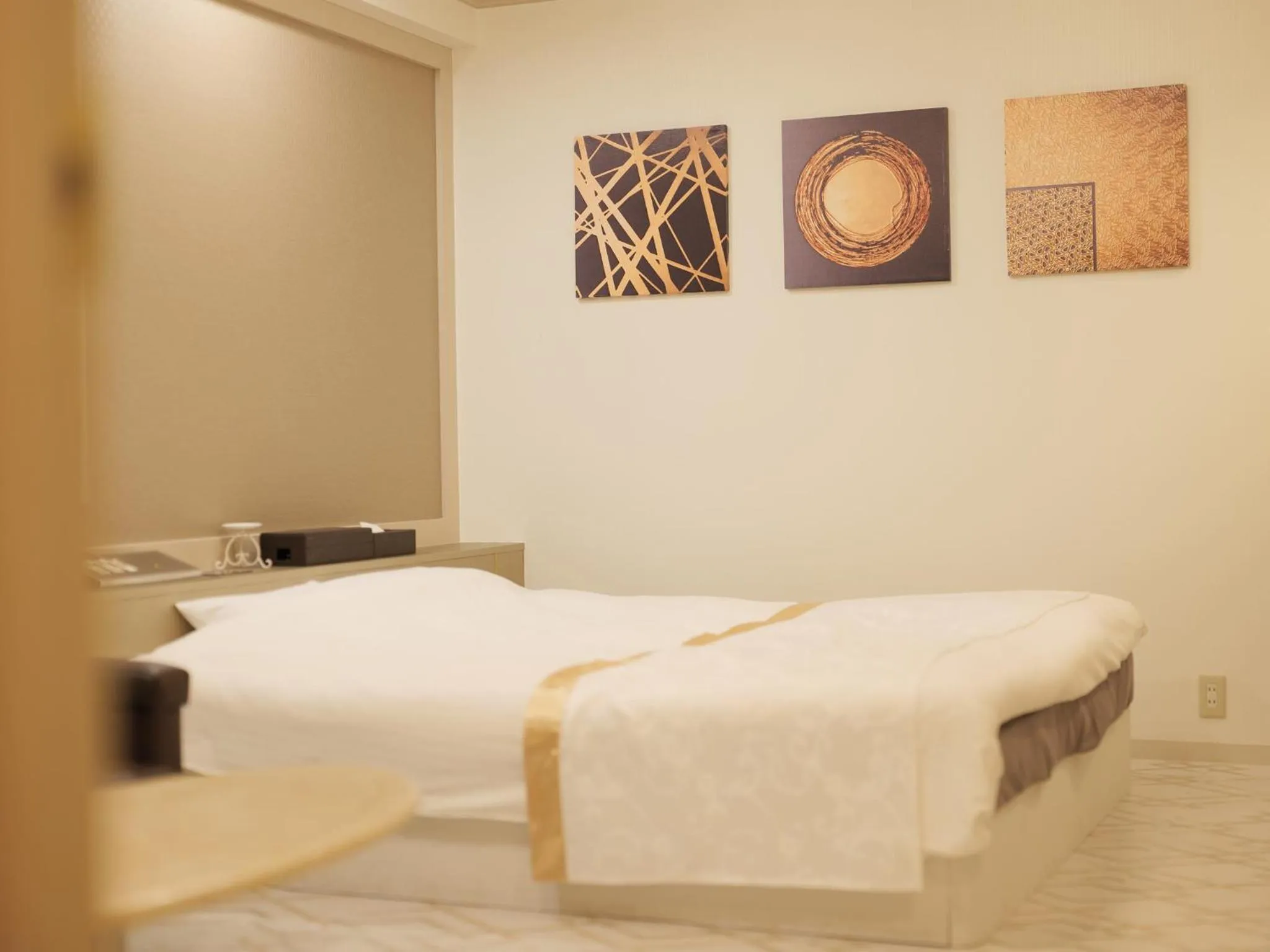 Bed in Fun3 -Adult Only-