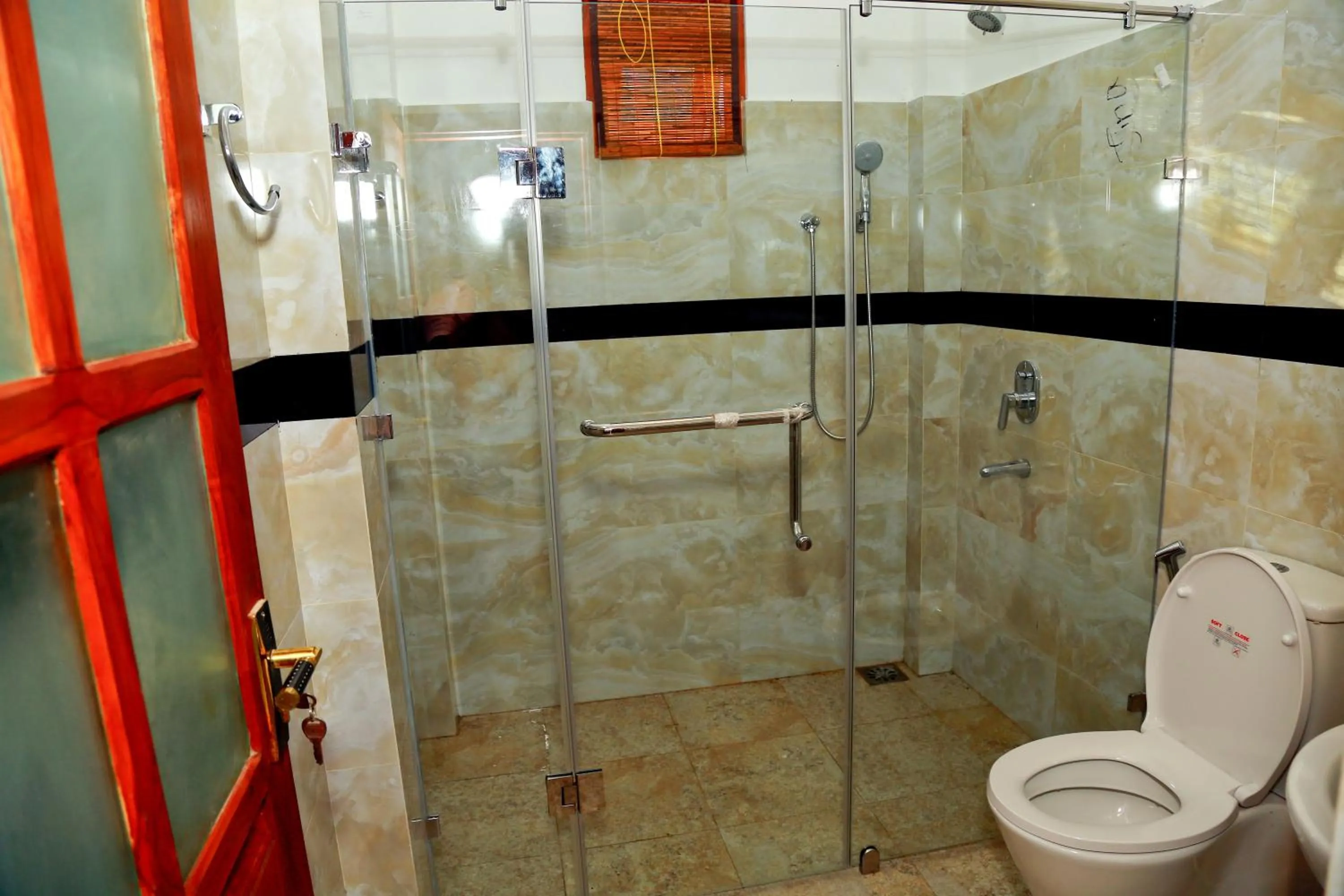 Bathroom in Lake Villa Resort