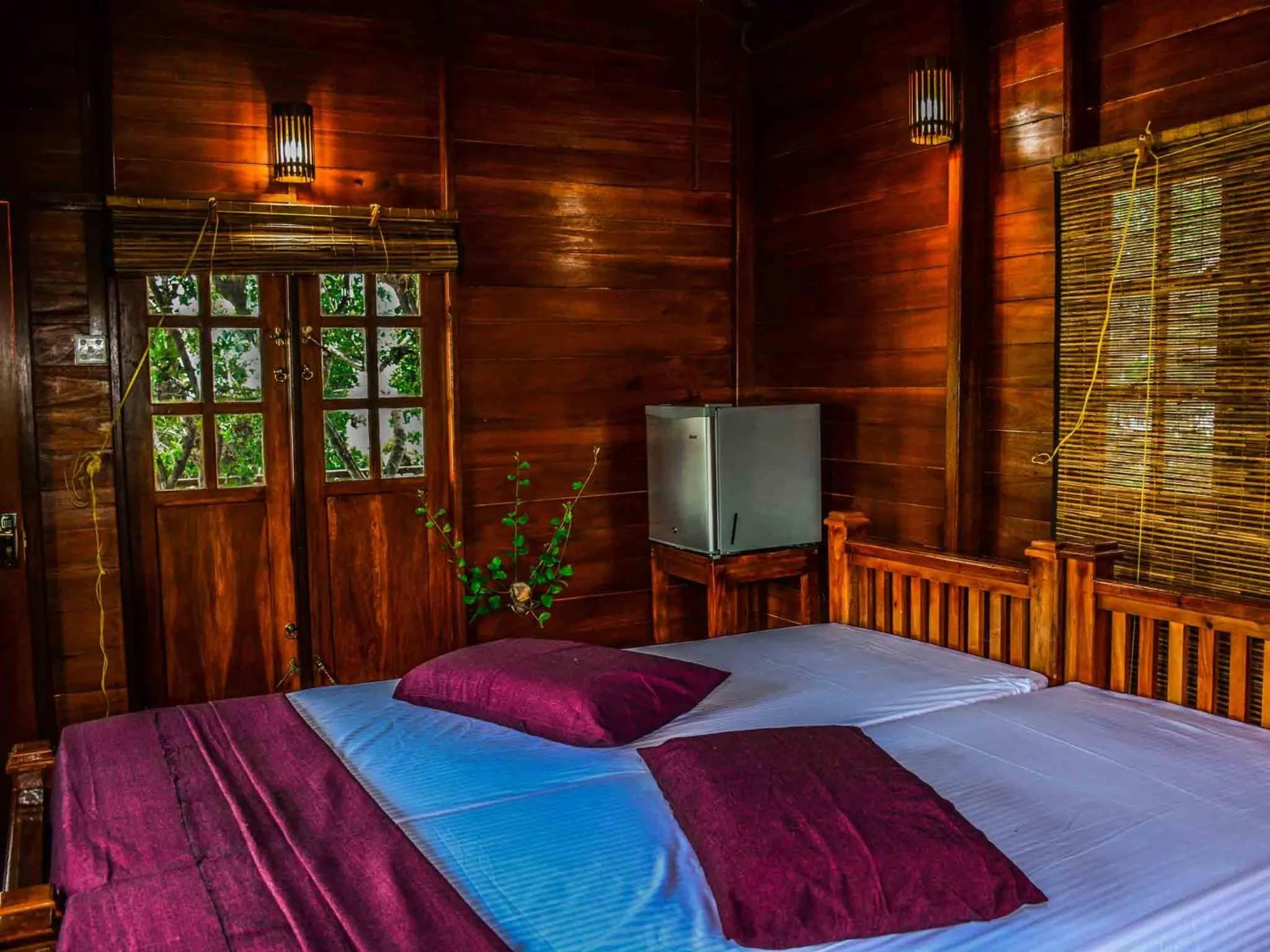 Photo of the whole room, Bed in Lake Villa Resort