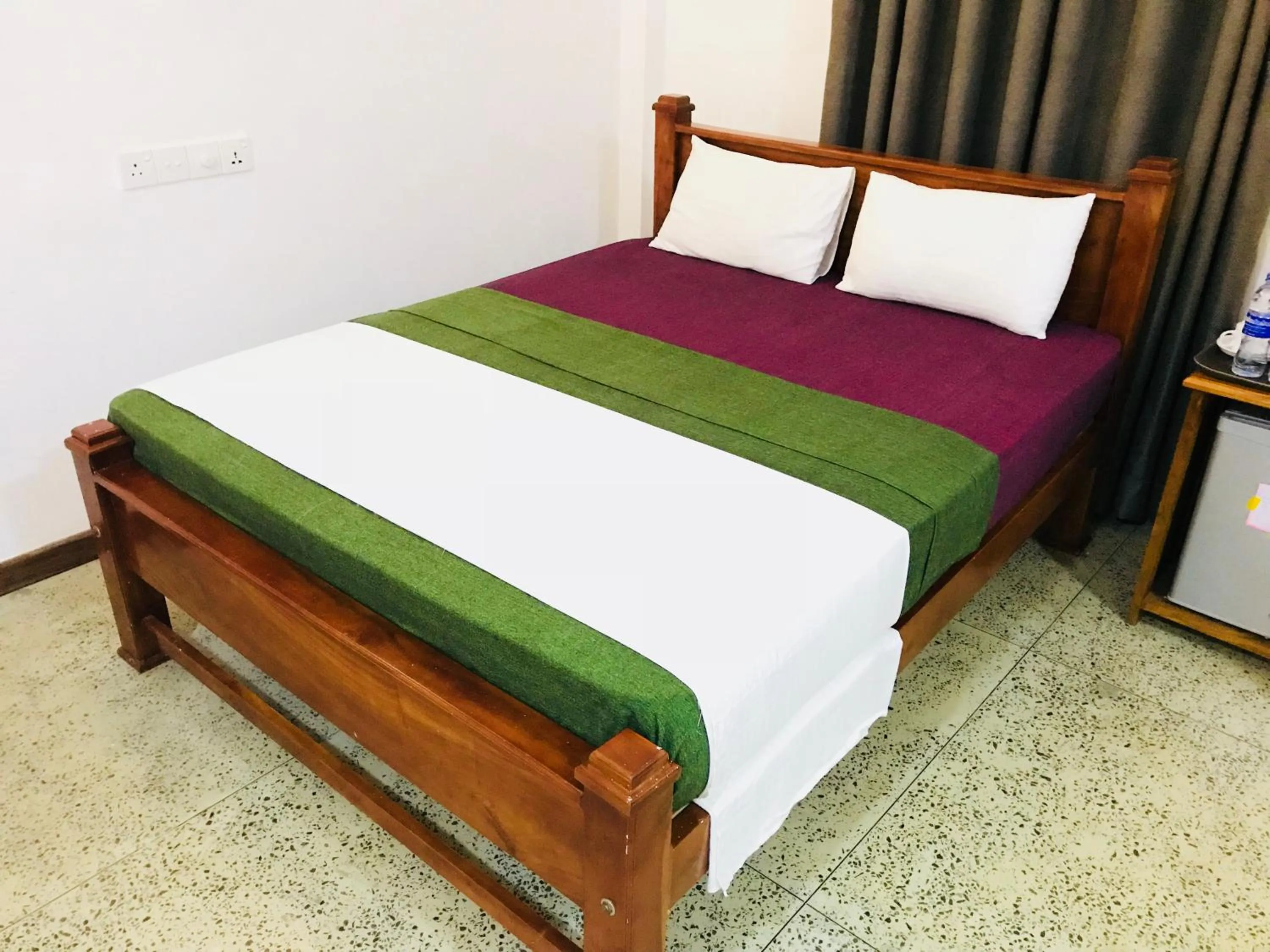 Bedroom, Bed in Lake Villa Resort