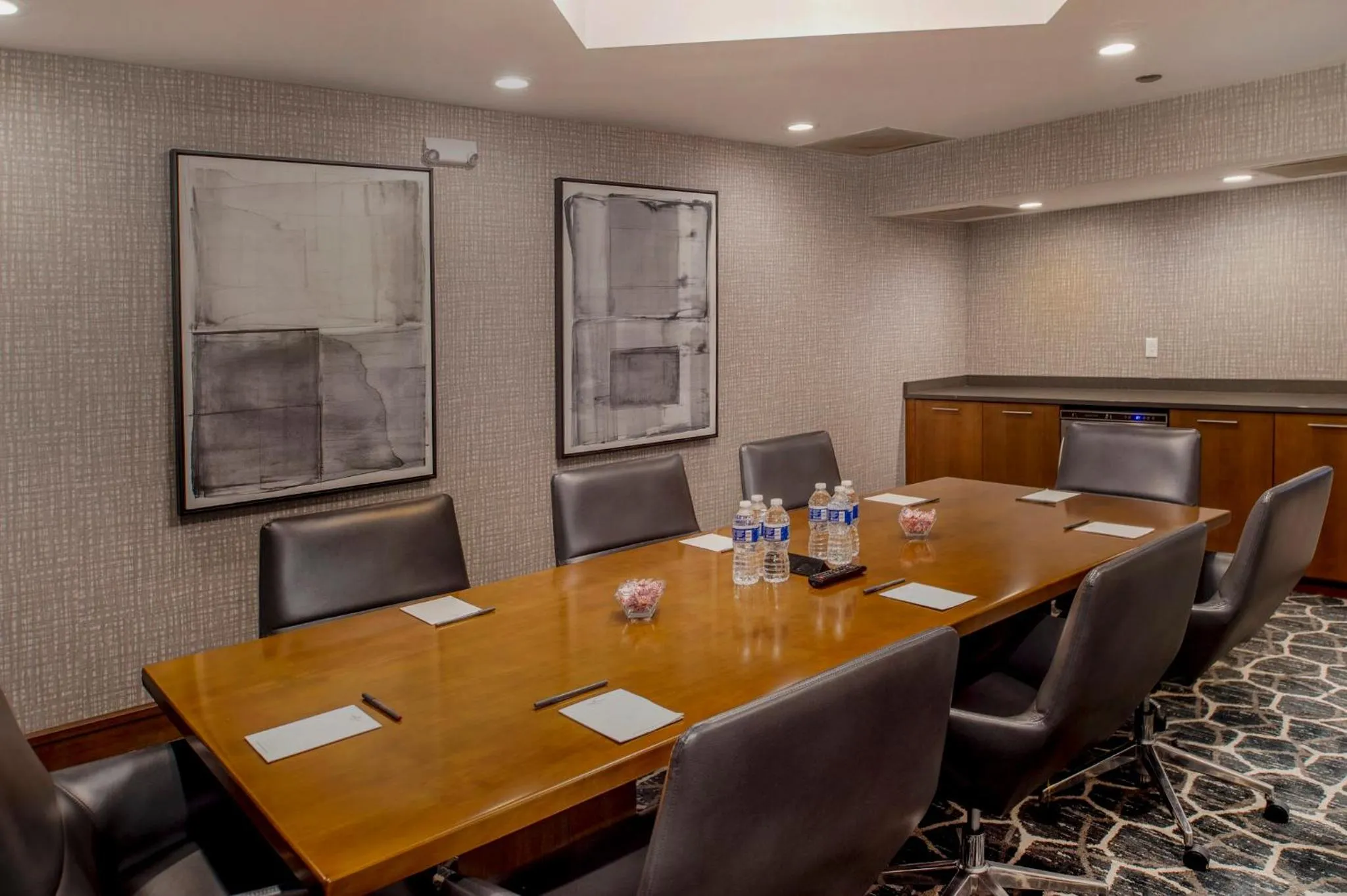 Meeting/conference room in Crowne Plaza Hotel St. Louis Airport by IHG