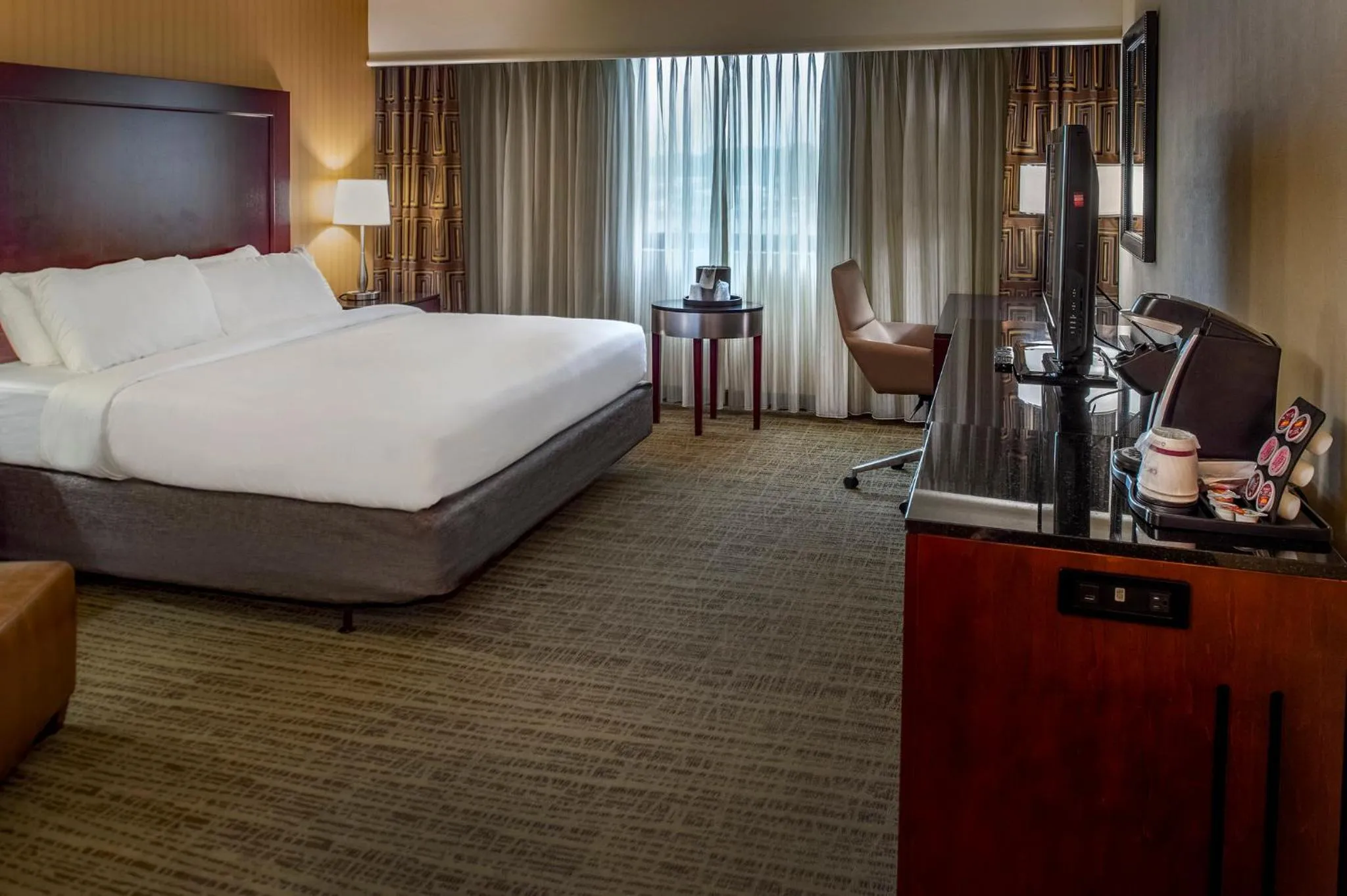 Photo of the whole room, Bed in Crowne Plaza Hotel St. Louis Airport by IHG
