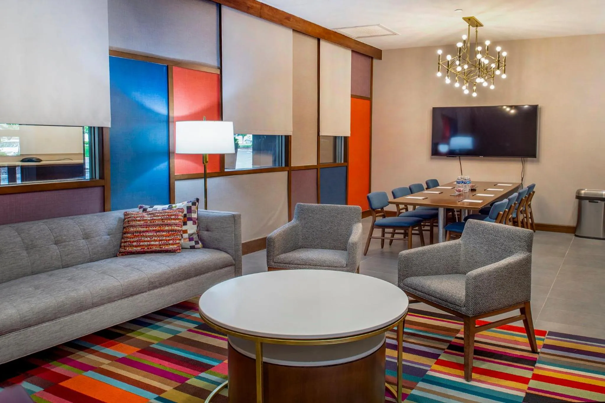Meeting/conference room in Crowne Plaza Hotel St. Louis Airport by IHG