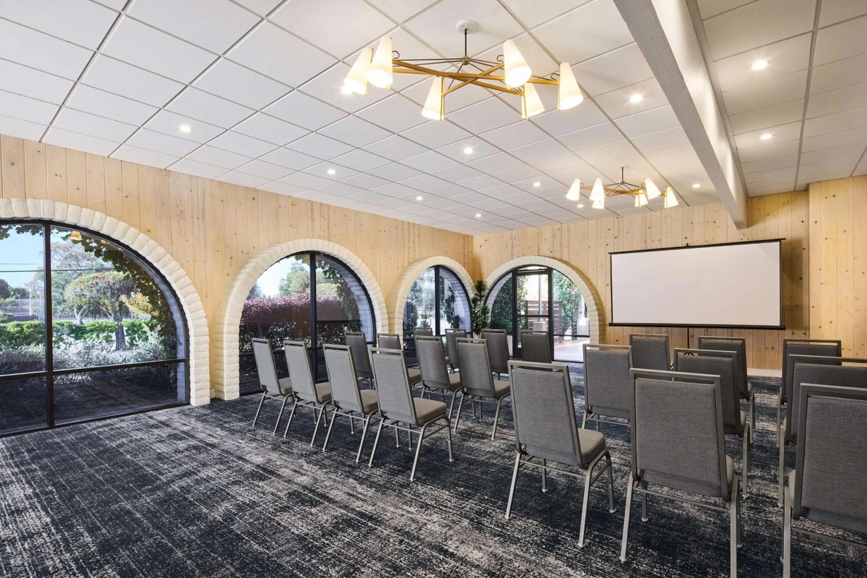 Meeting/conference room in The Leta Santa Barbara Goleta, Tapestry Collection by Hilton