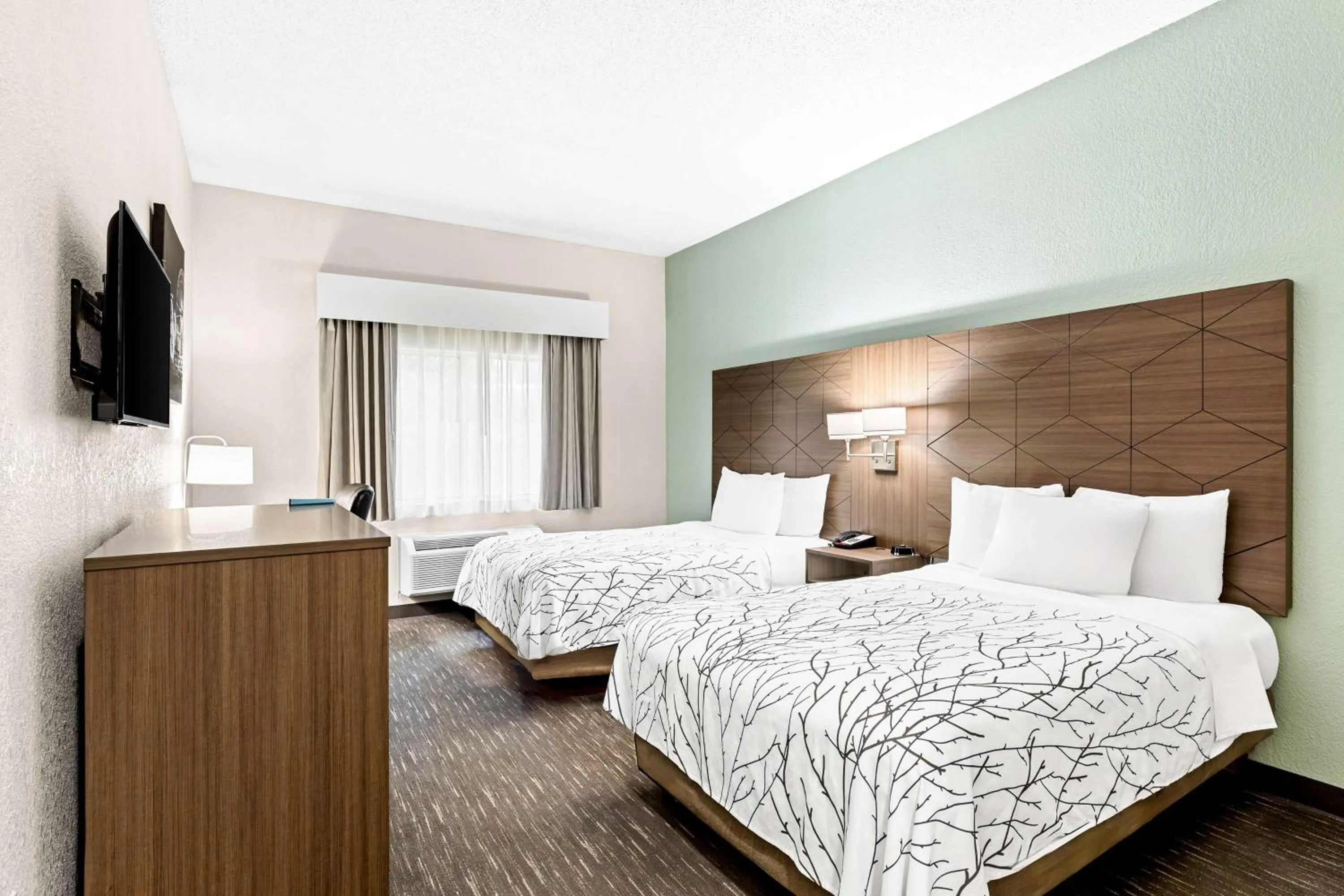 Bedroom, Bed in Best Western Gwinnett Center