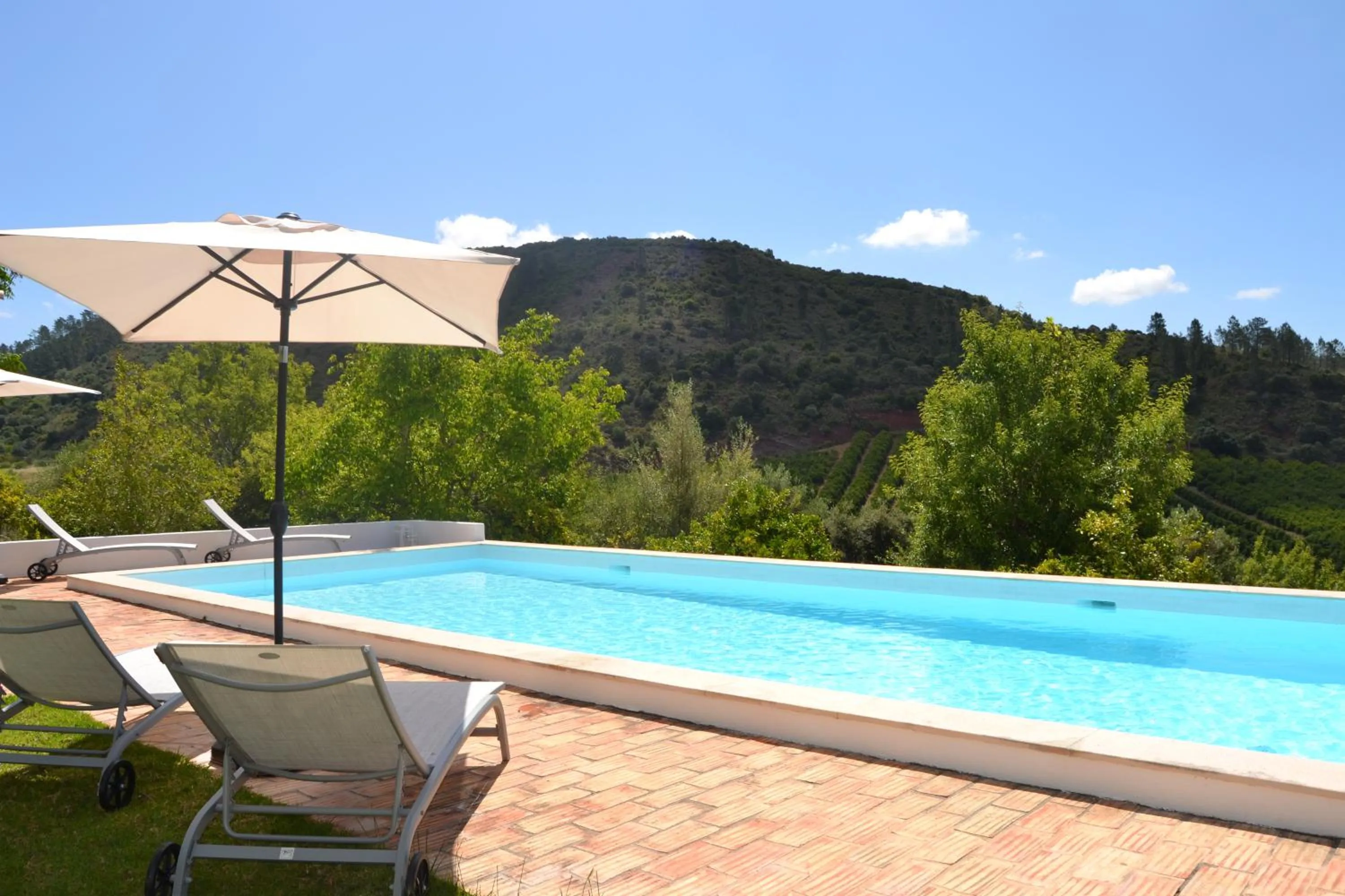 Swimming pool in Vale Fuzeiros Nature Guest House