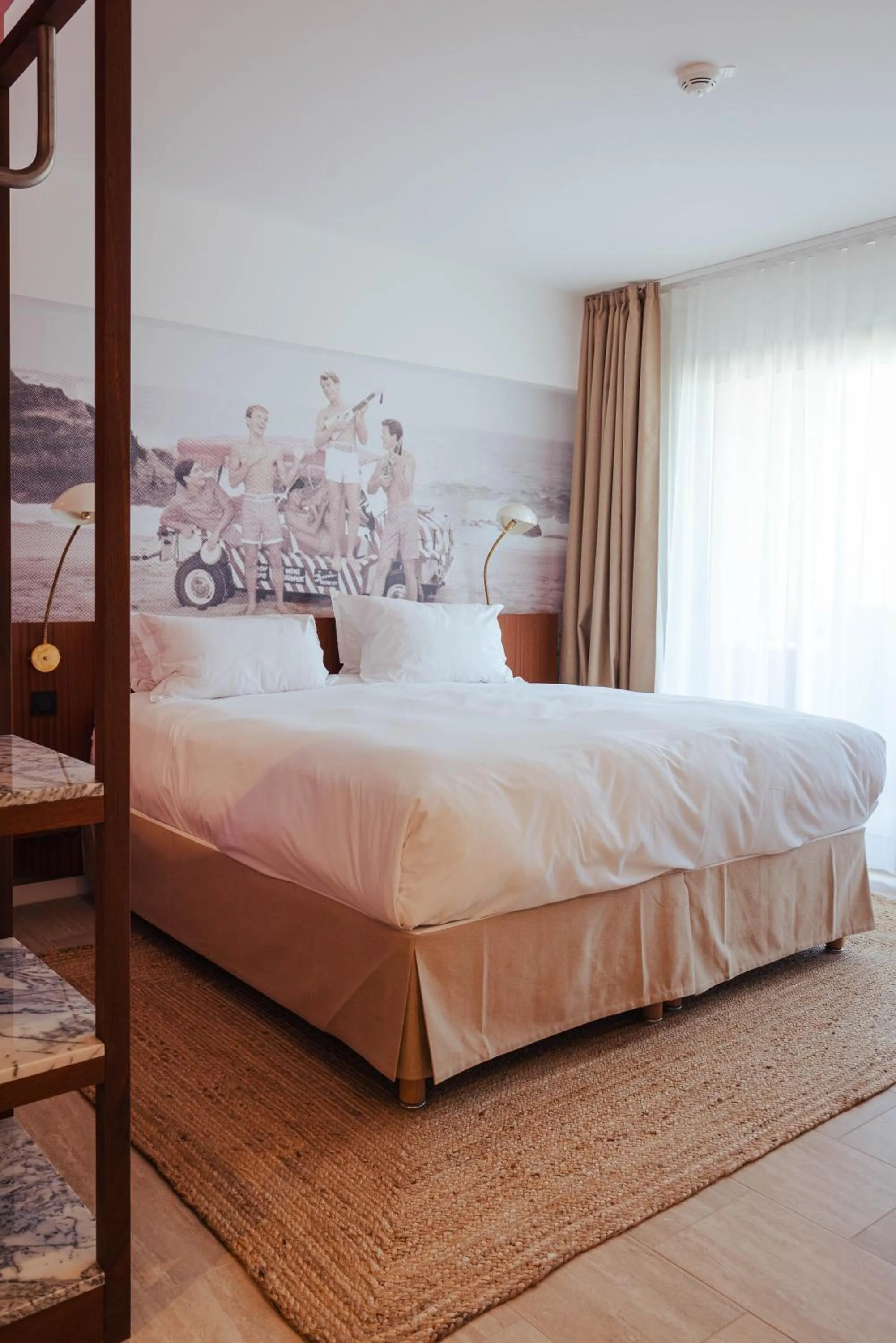 Photo of the whole room, Bed in Hotel Casarose - Cannes Mandelieu