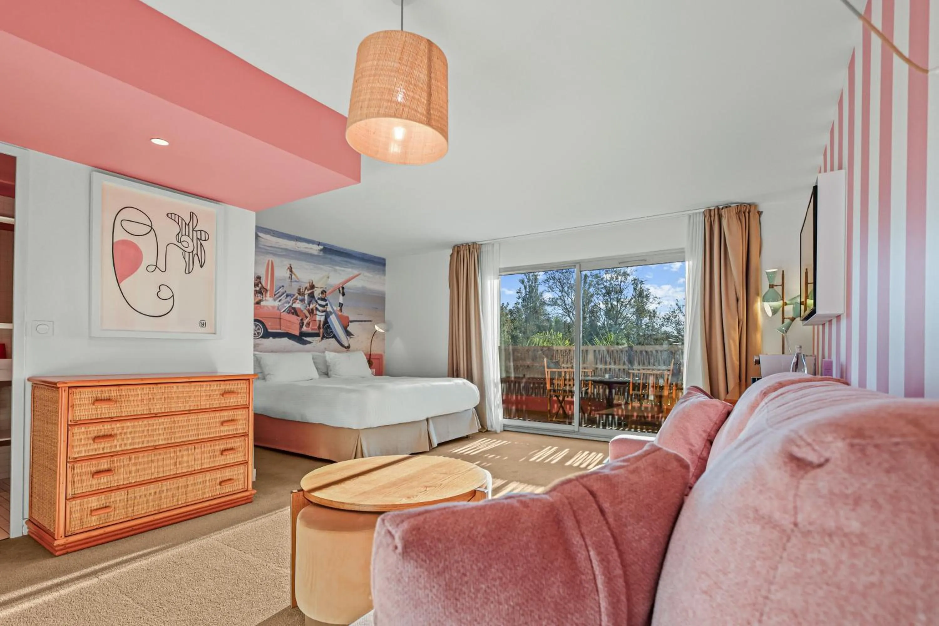 Photo of the whole room in Hotel Casarose - Cannes Mandelieu