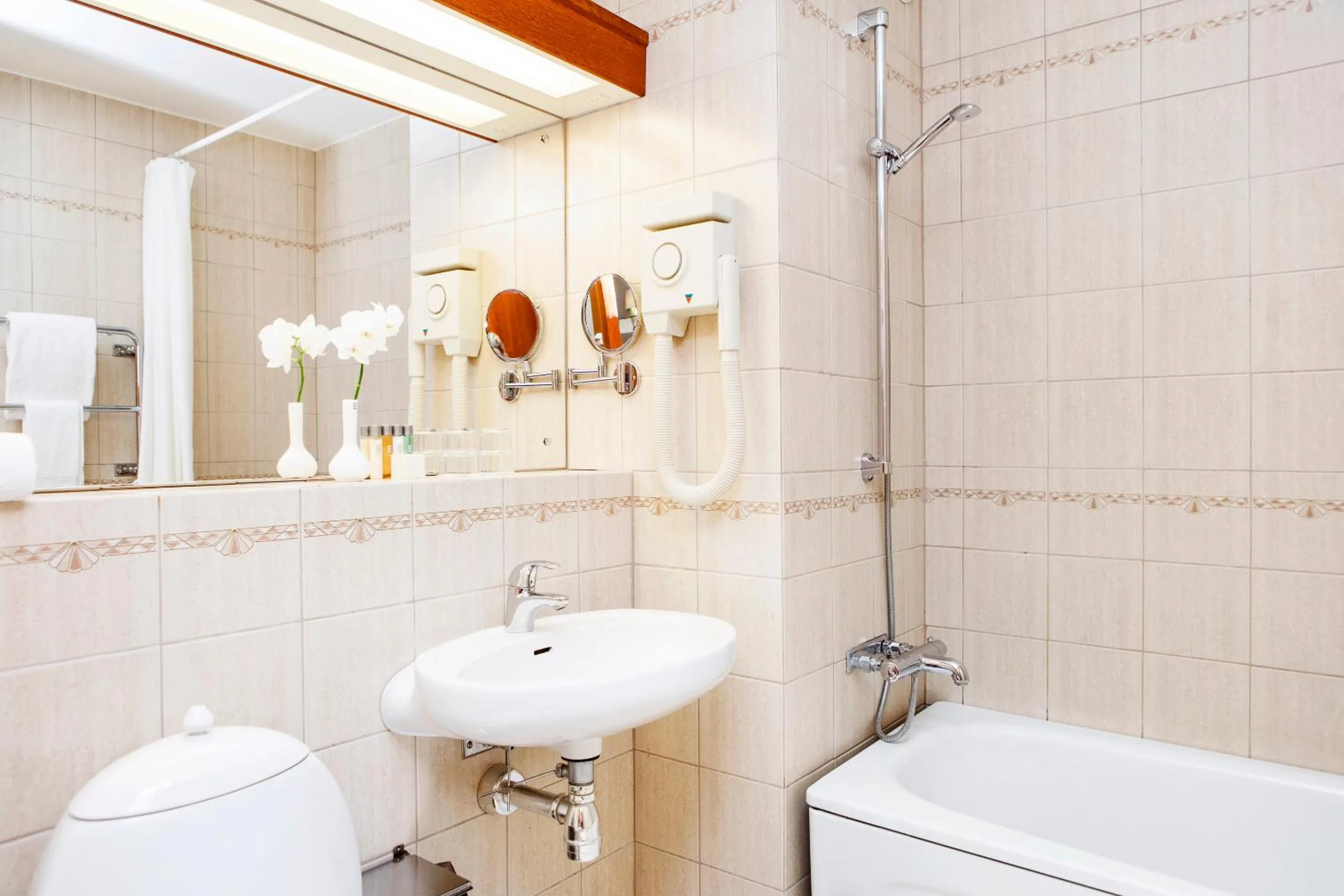 Bathroom in Hotel Bishops Arms Malmö