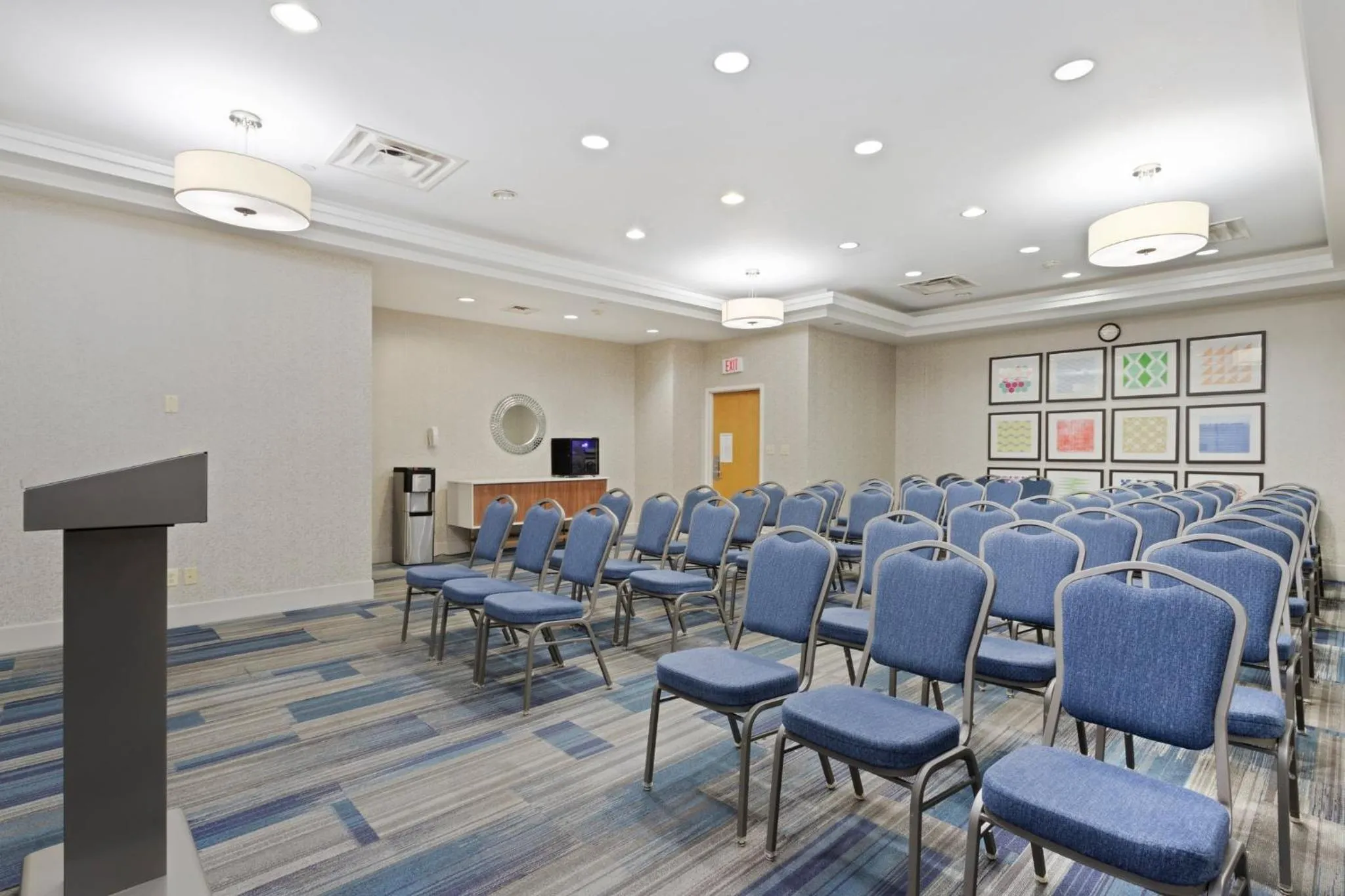 Meeting/conference room in Holiday Inn Express Hauppauge-Long Island by IHG