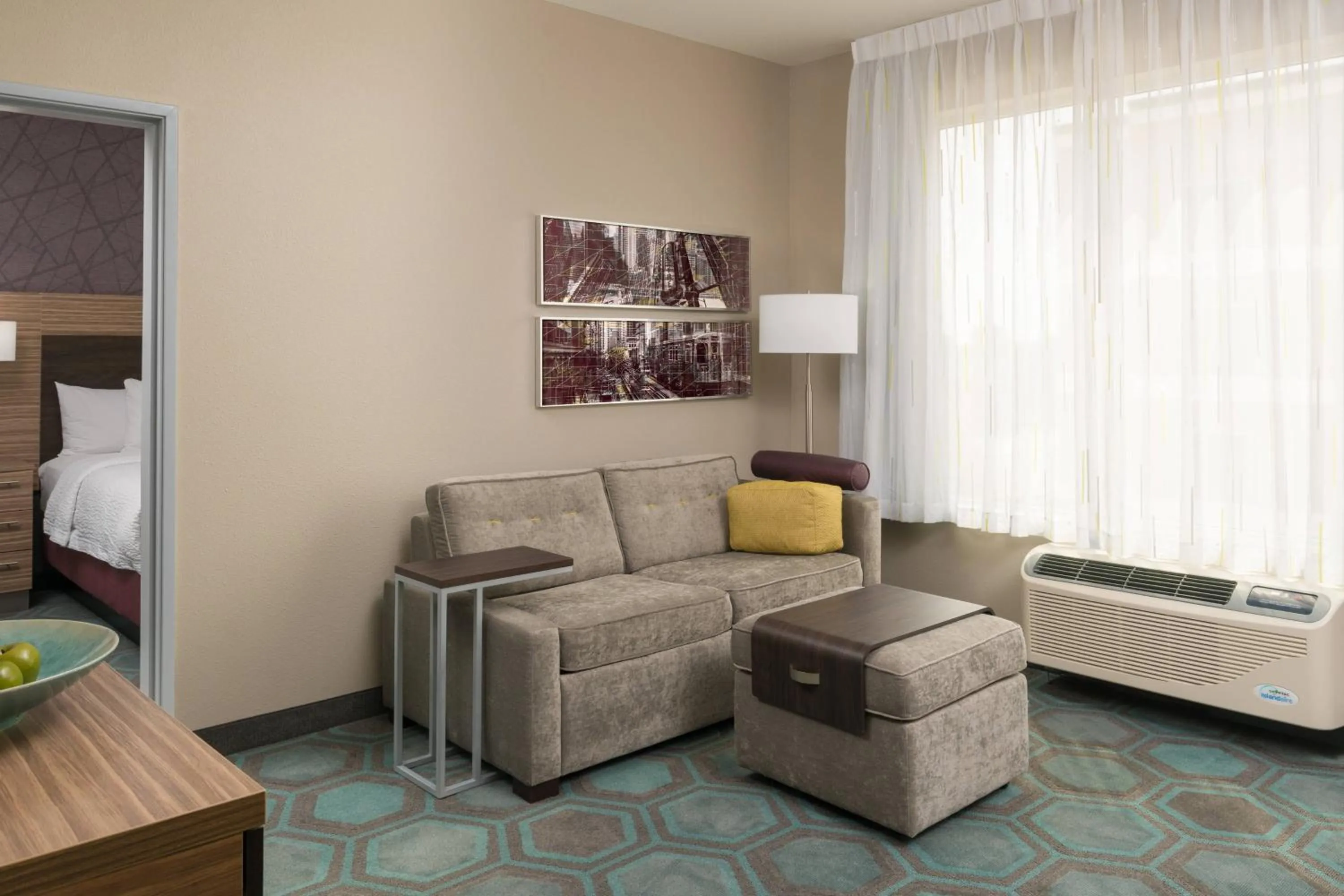 Living room, Bed in TownePlace Suites by Marriott Chicago Schaumburg