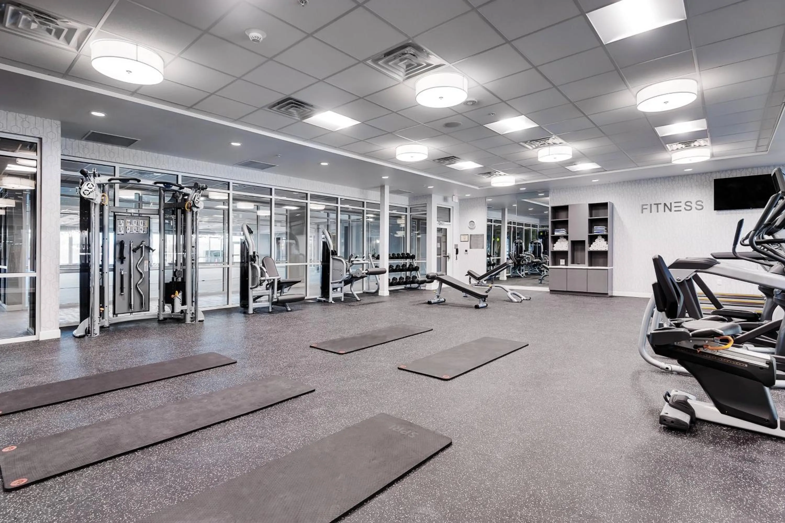 Fitness centre/facilities in Fairfield Inn & Suites by Marriott Chicago Schaumburg