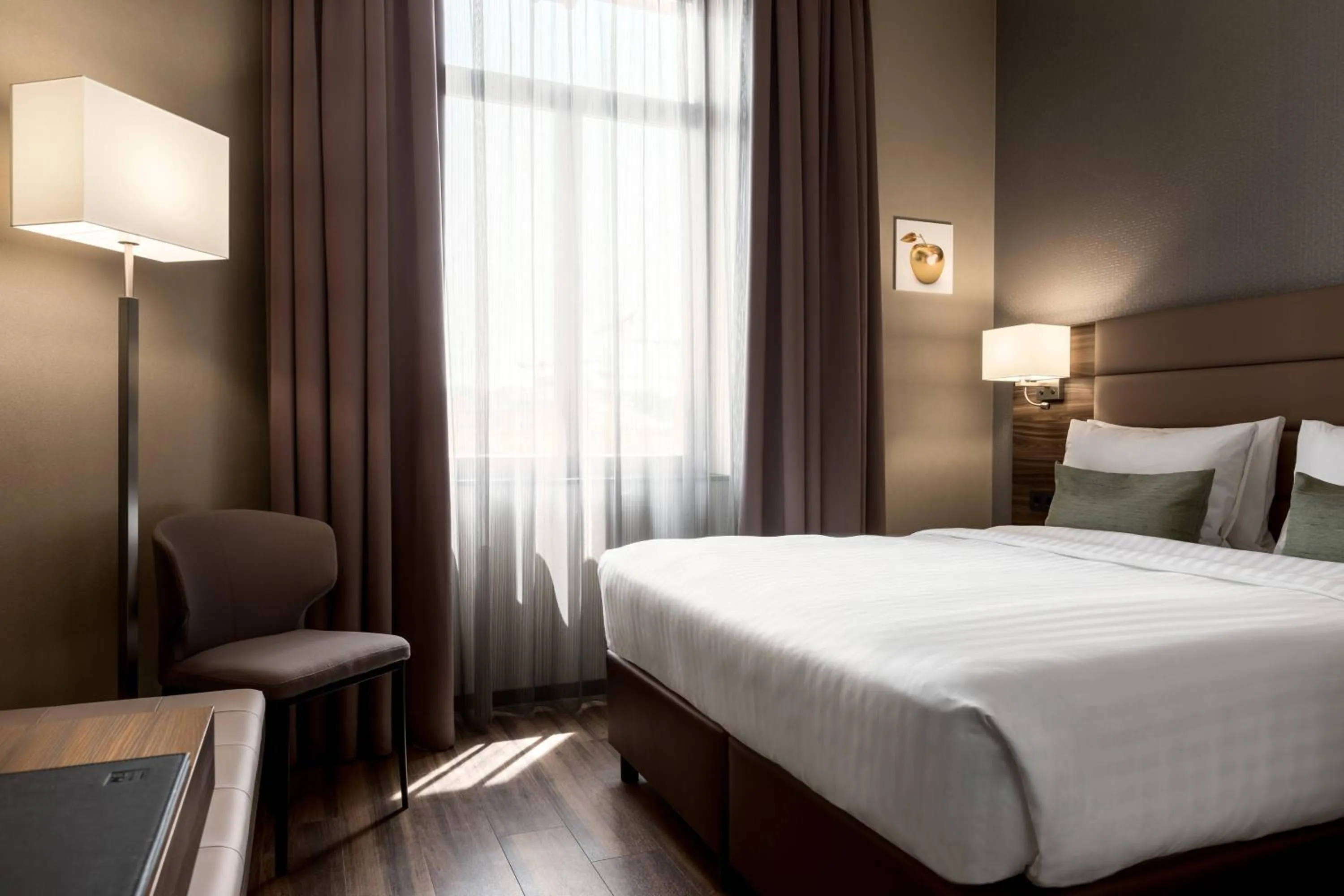 Photo of the whole room, Bed in AC Hotel by Marriott Mainz