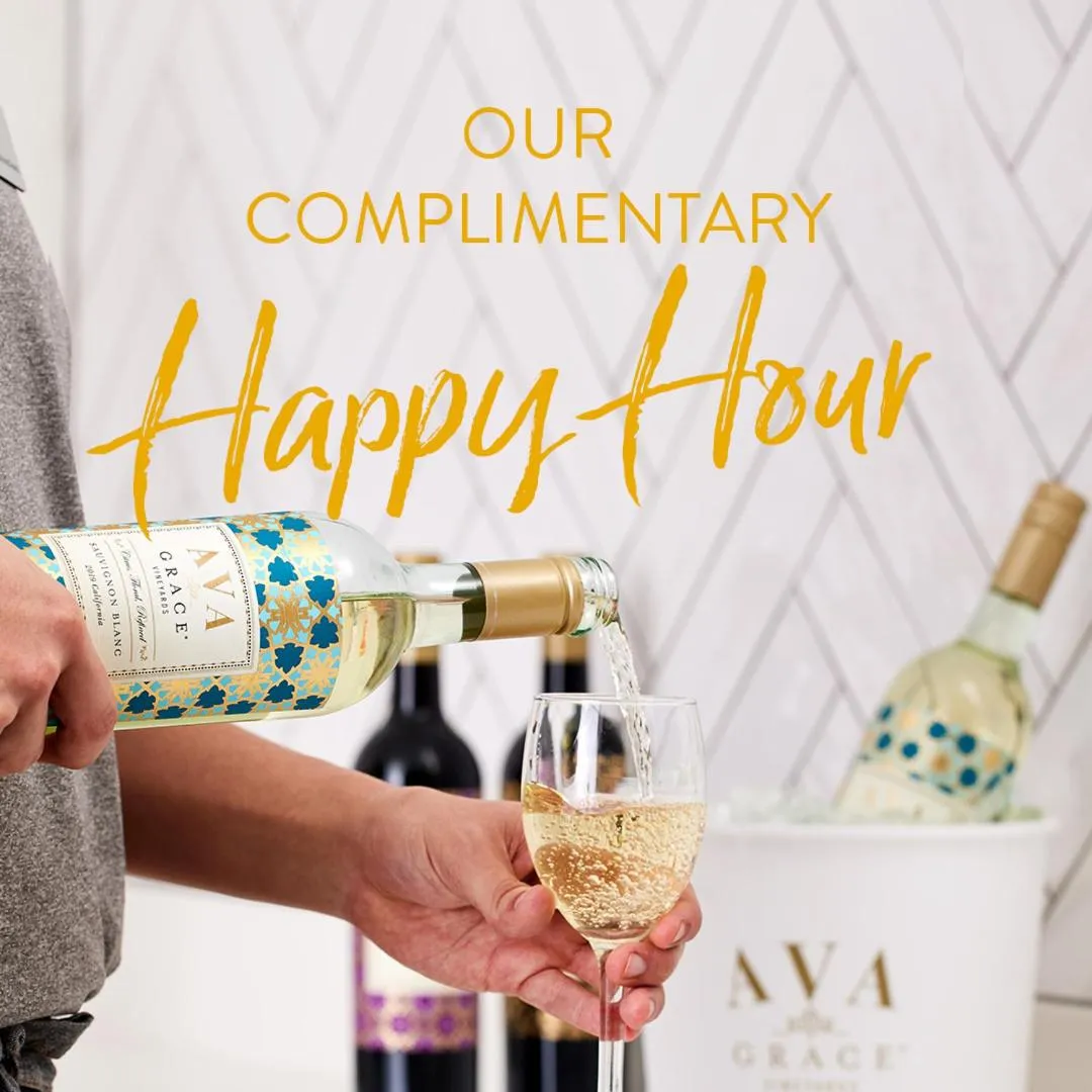 Drinks in Staybridge Suites Glenview by IHG