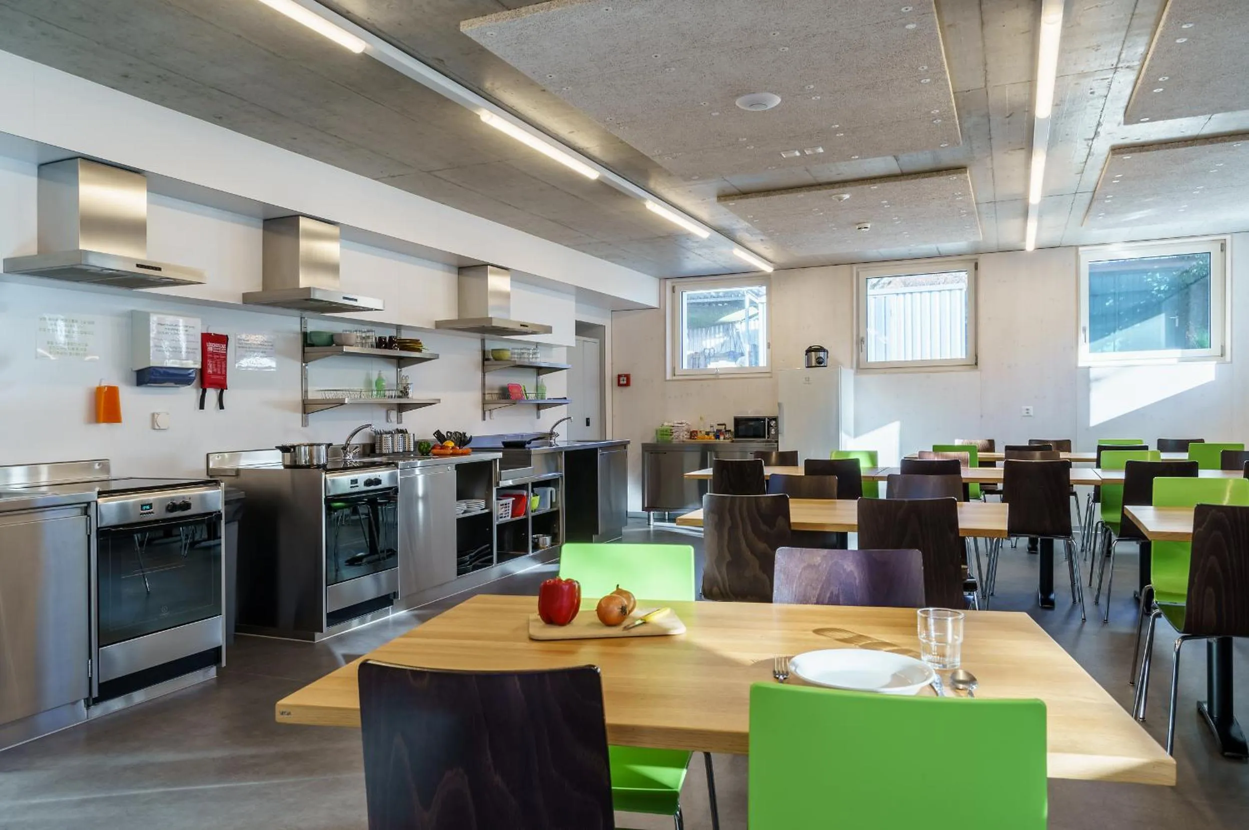 Restaurant/places to eat in Backpackers Villa Sonnenhof - Hostel Interlaken