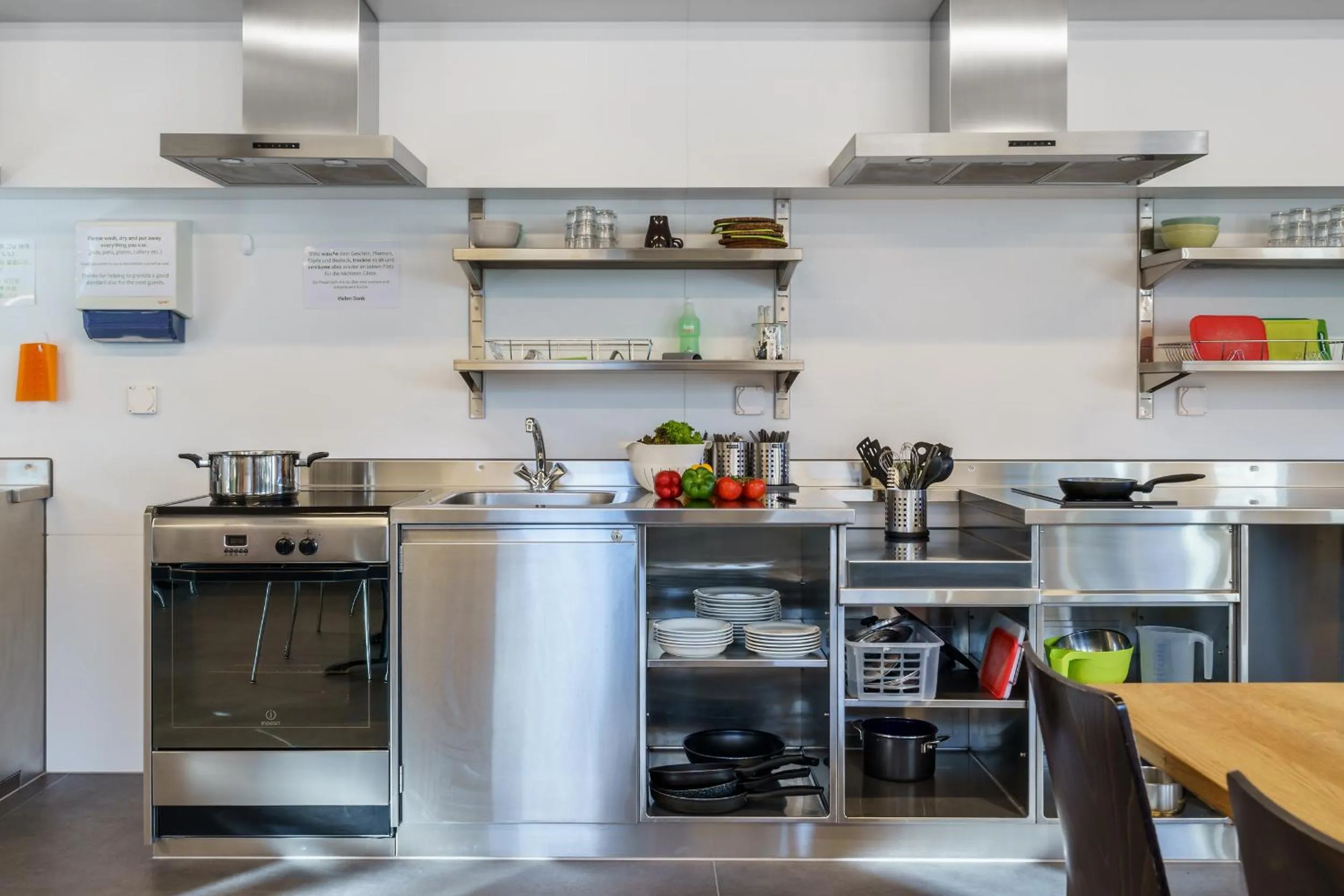 Restaurant/places to eat in Backpackers Villa Sonnenhof - Hostel Interlaken