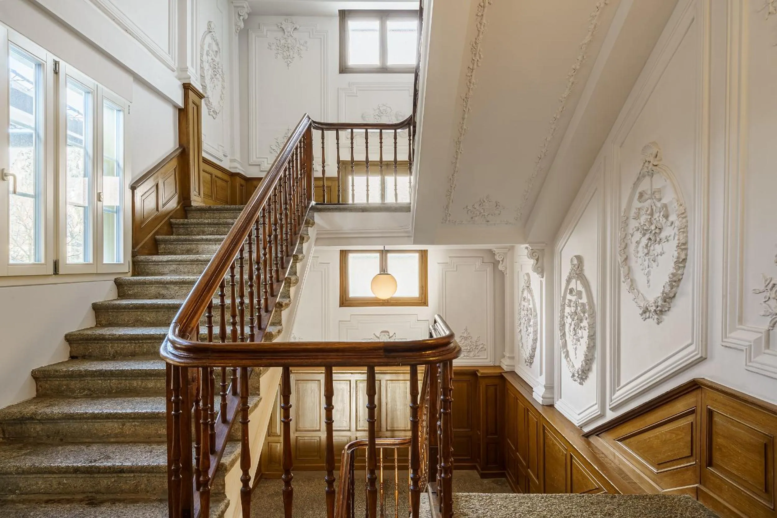 Property building in Backpackers Villa Sonnenhof - Hostel Interlaken