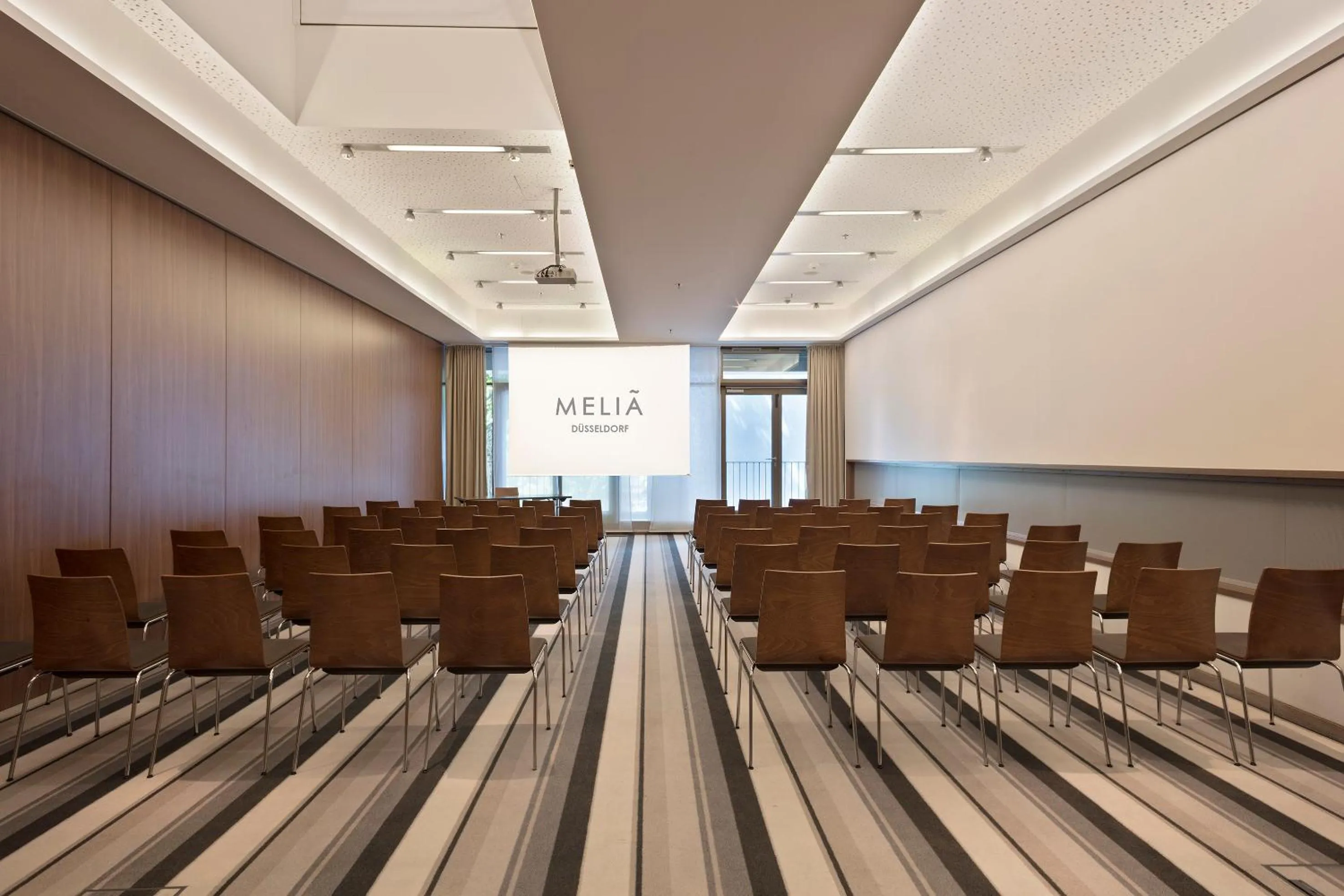 Meeting/conference room in Meliá Düsseldorf