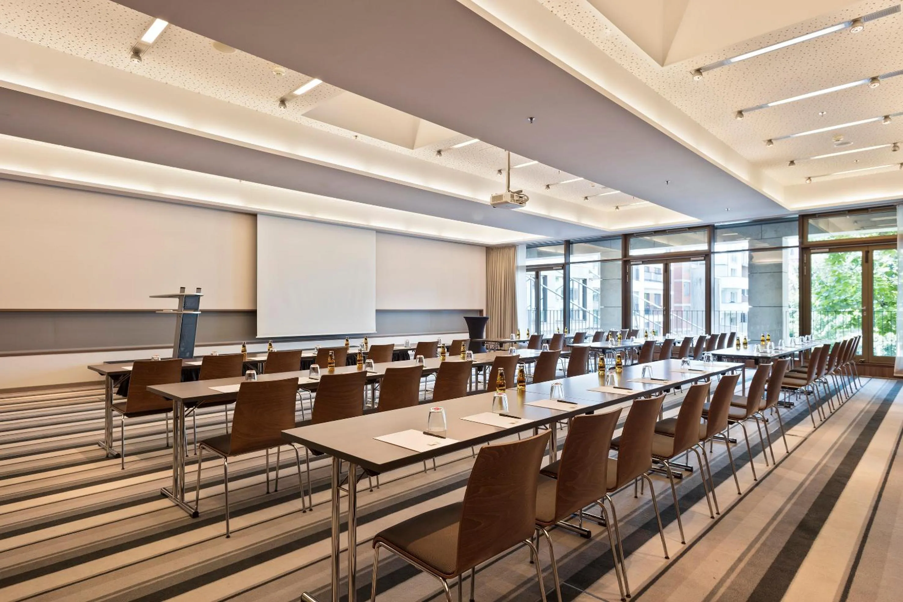 Meeting/conference room in Meliá Düsseldorf
