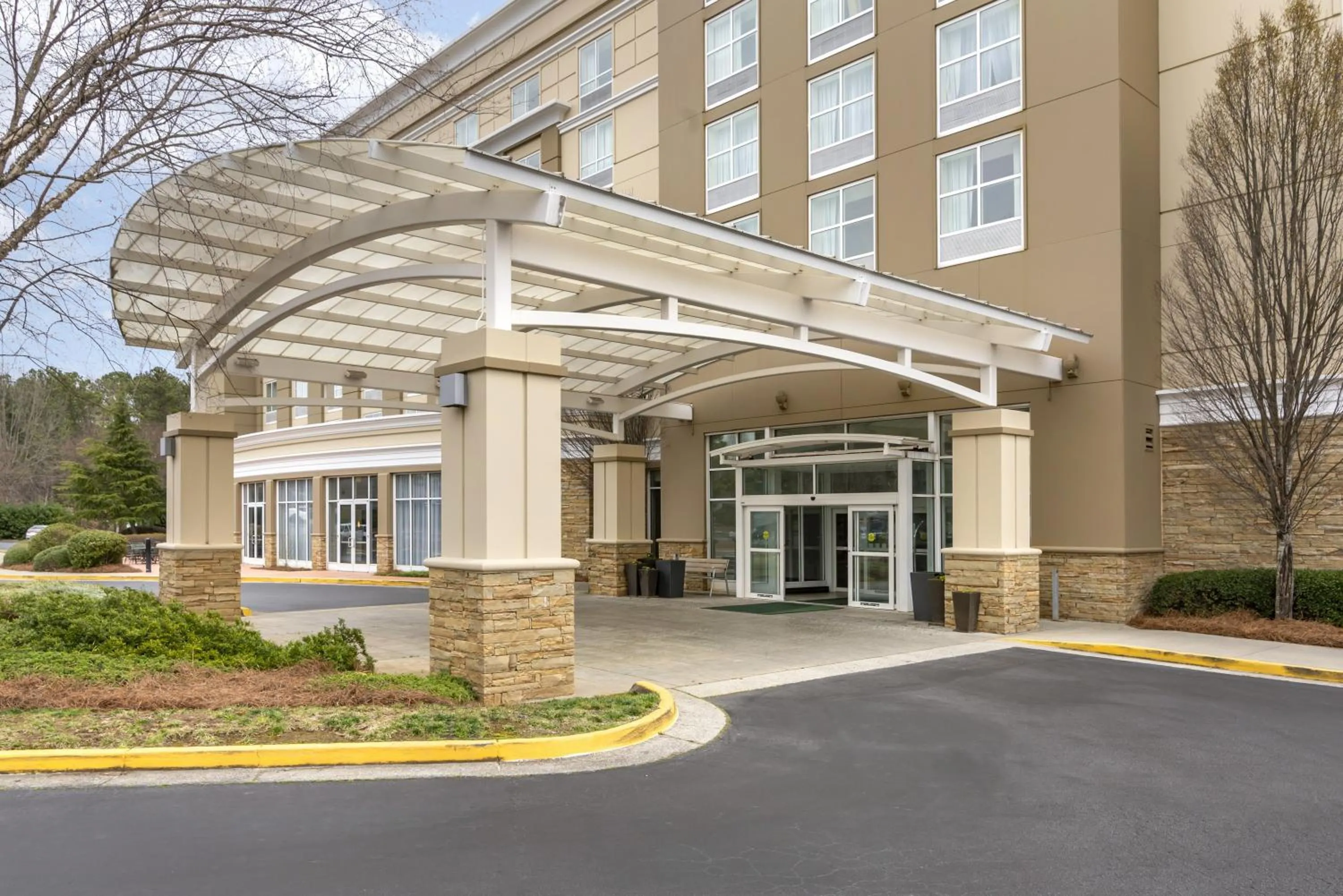 Property building in Holiday Inn Atlanta-Gas South Arena Area by IHG