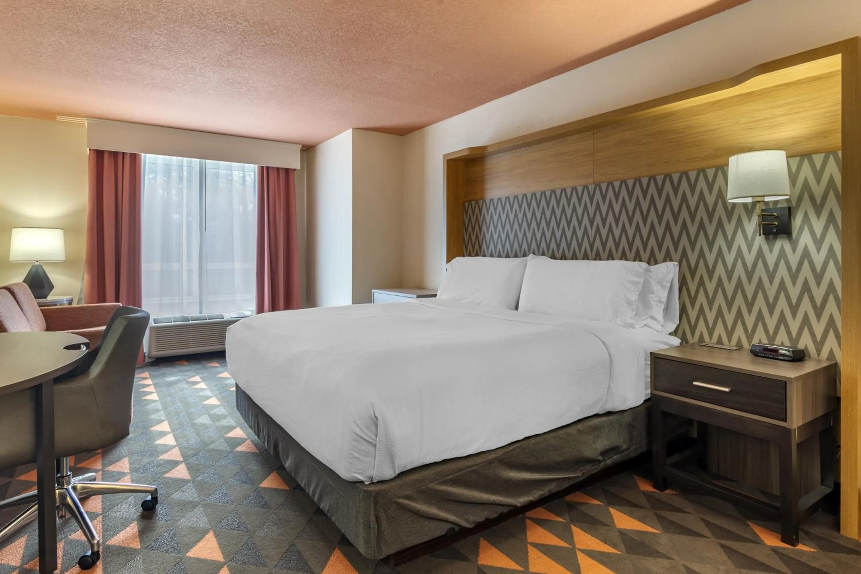 Bedroom, Bed in Holiday Inn Atlanta-Gas South Arena Area by IHG