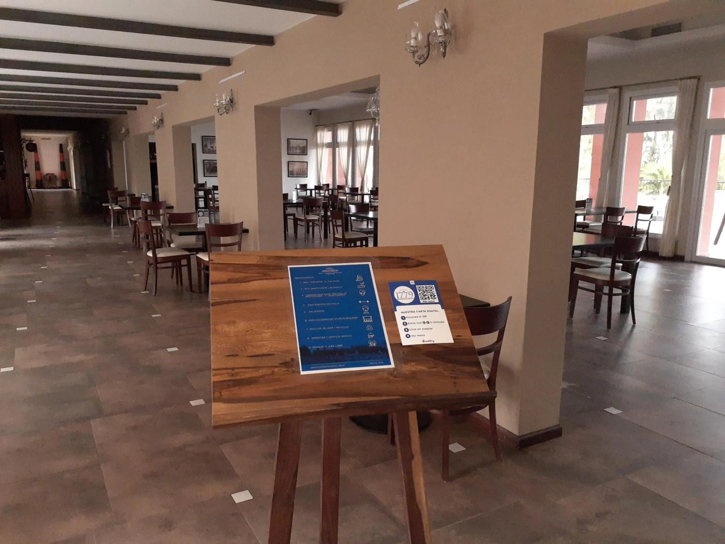 Restaurant/places to eat in Howard Johnson Chascomus